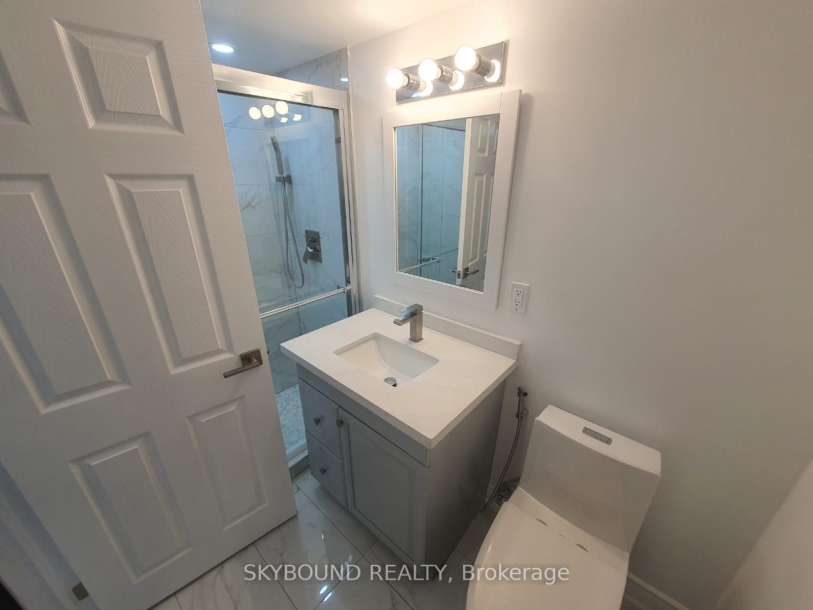 1830 Gough Avenue Bsmt Property Photo 11