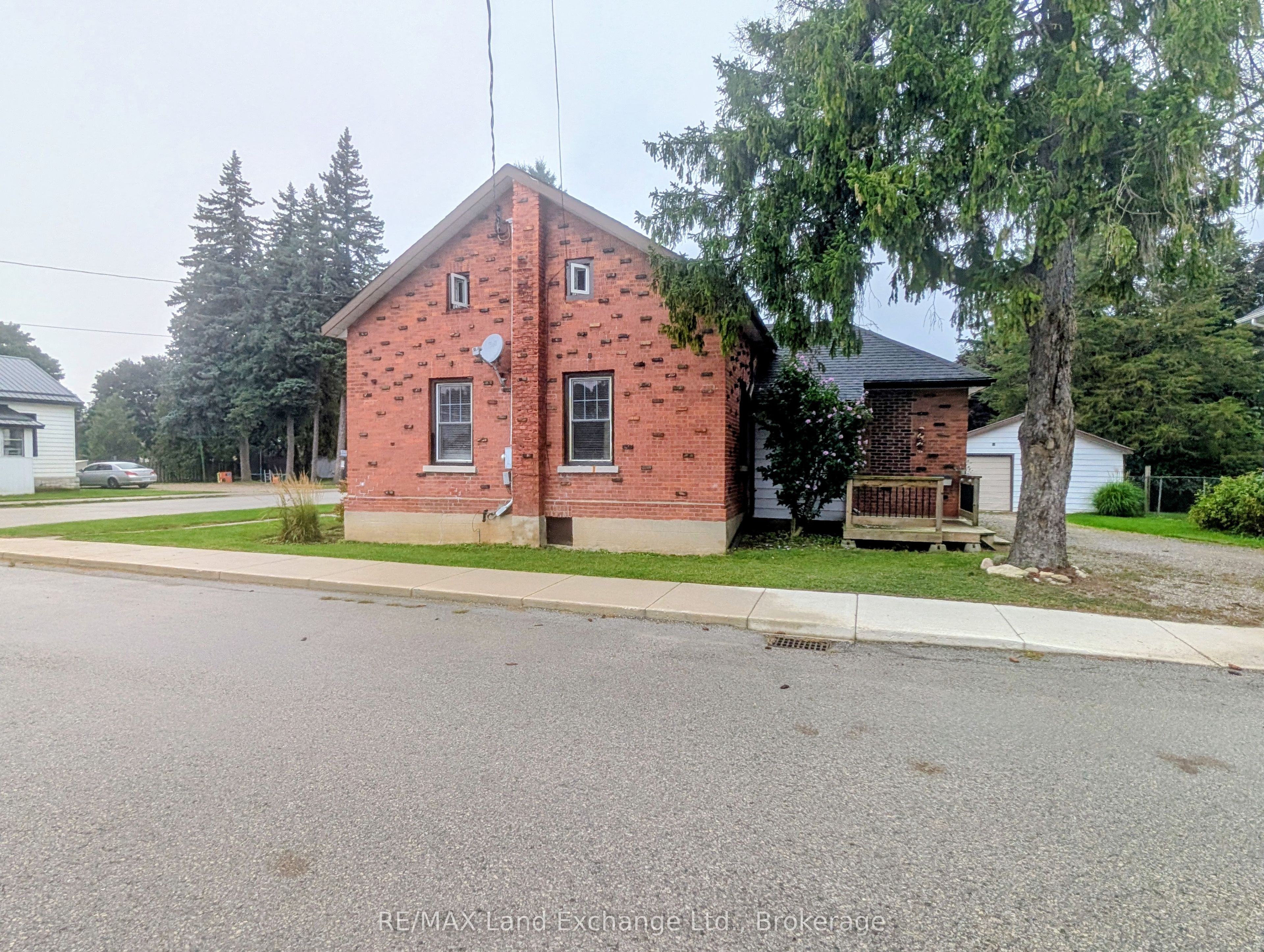 10 Mary Street Property Photo 4