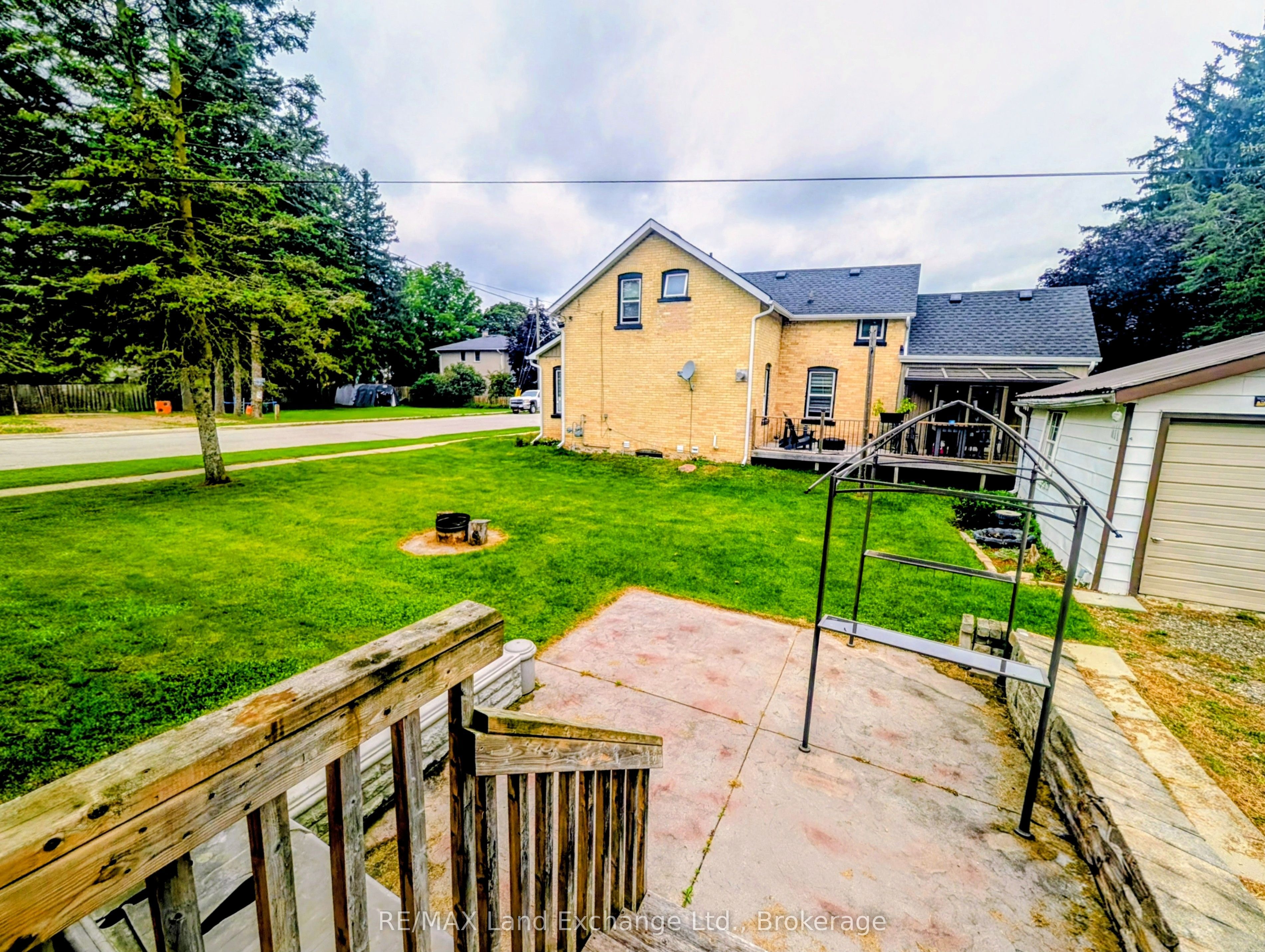 10 Mary Street Property Photo 6