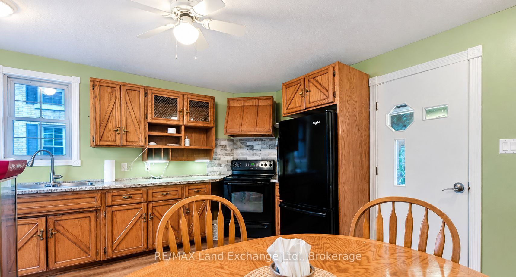 10 Mary Street Property Photo 7