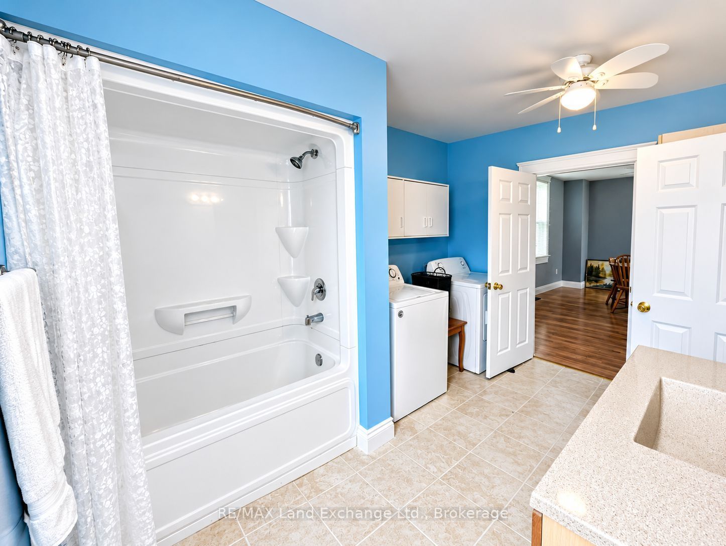 10 Mary Street Property Photo 11