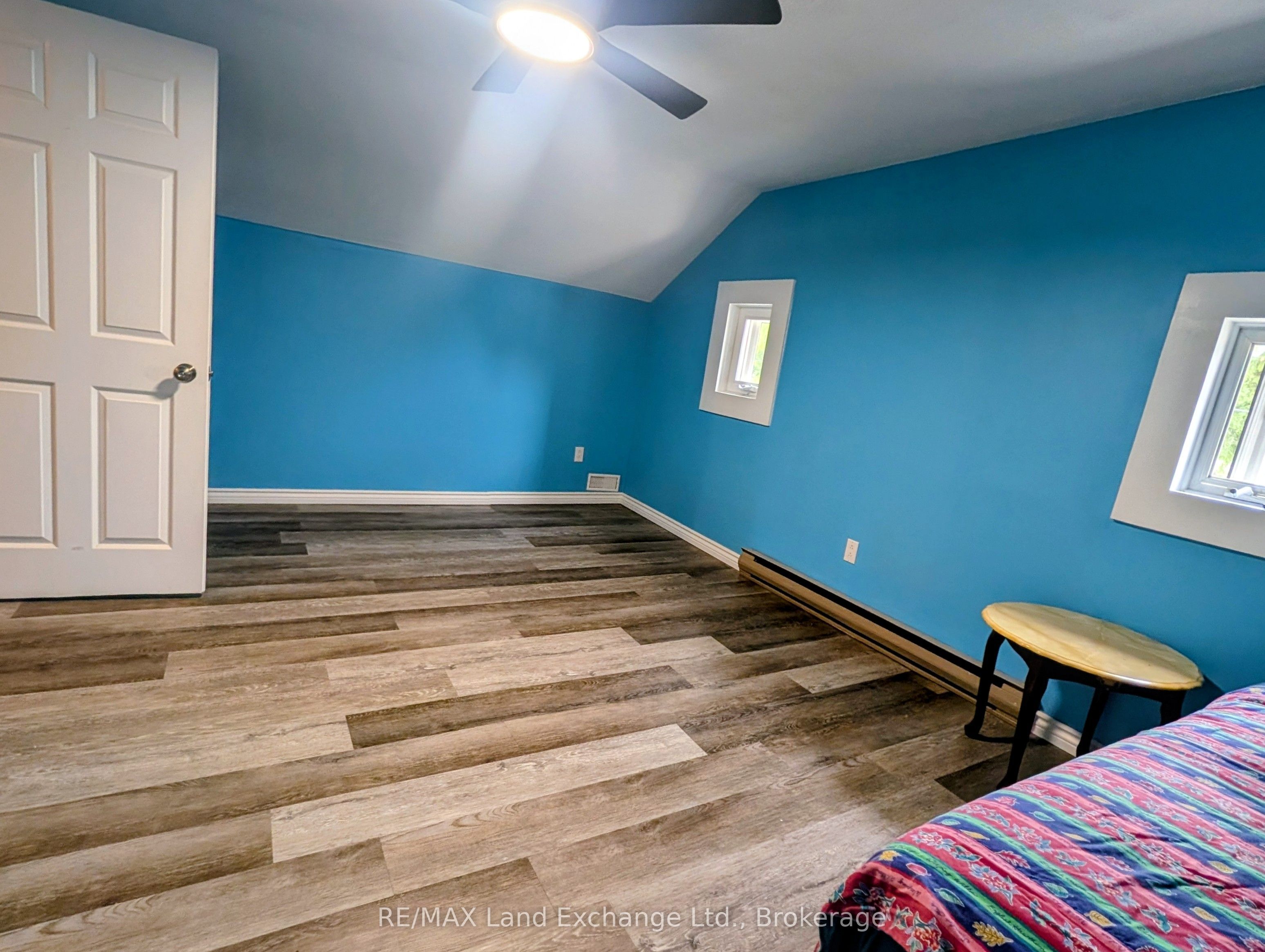 10 Mary Street Property Photo 18