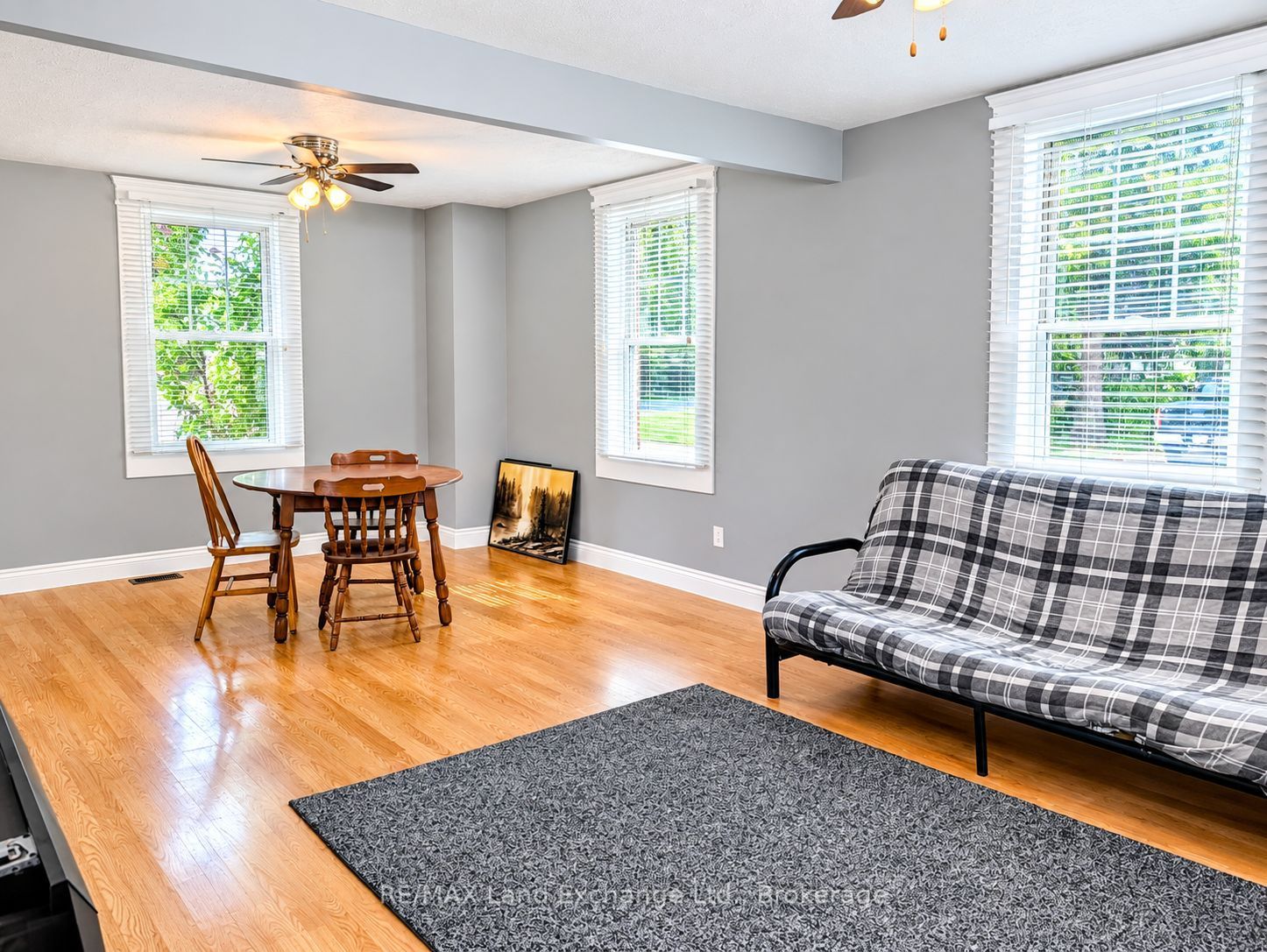 10 Mary Street Property Photo 22