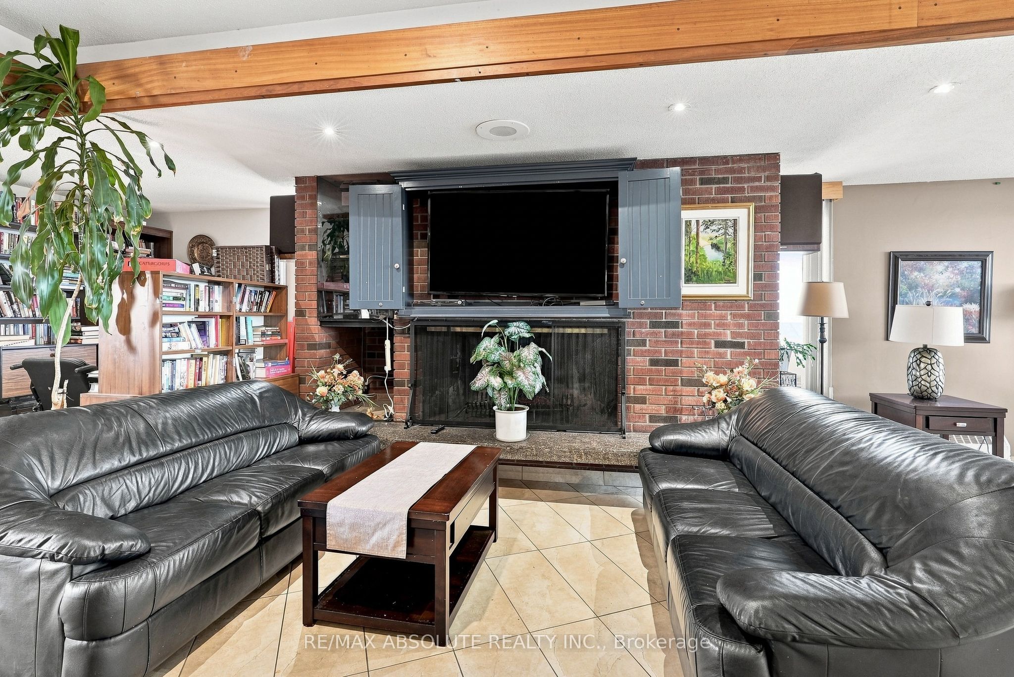20 Chesterton Drive 411 Property Photo 29