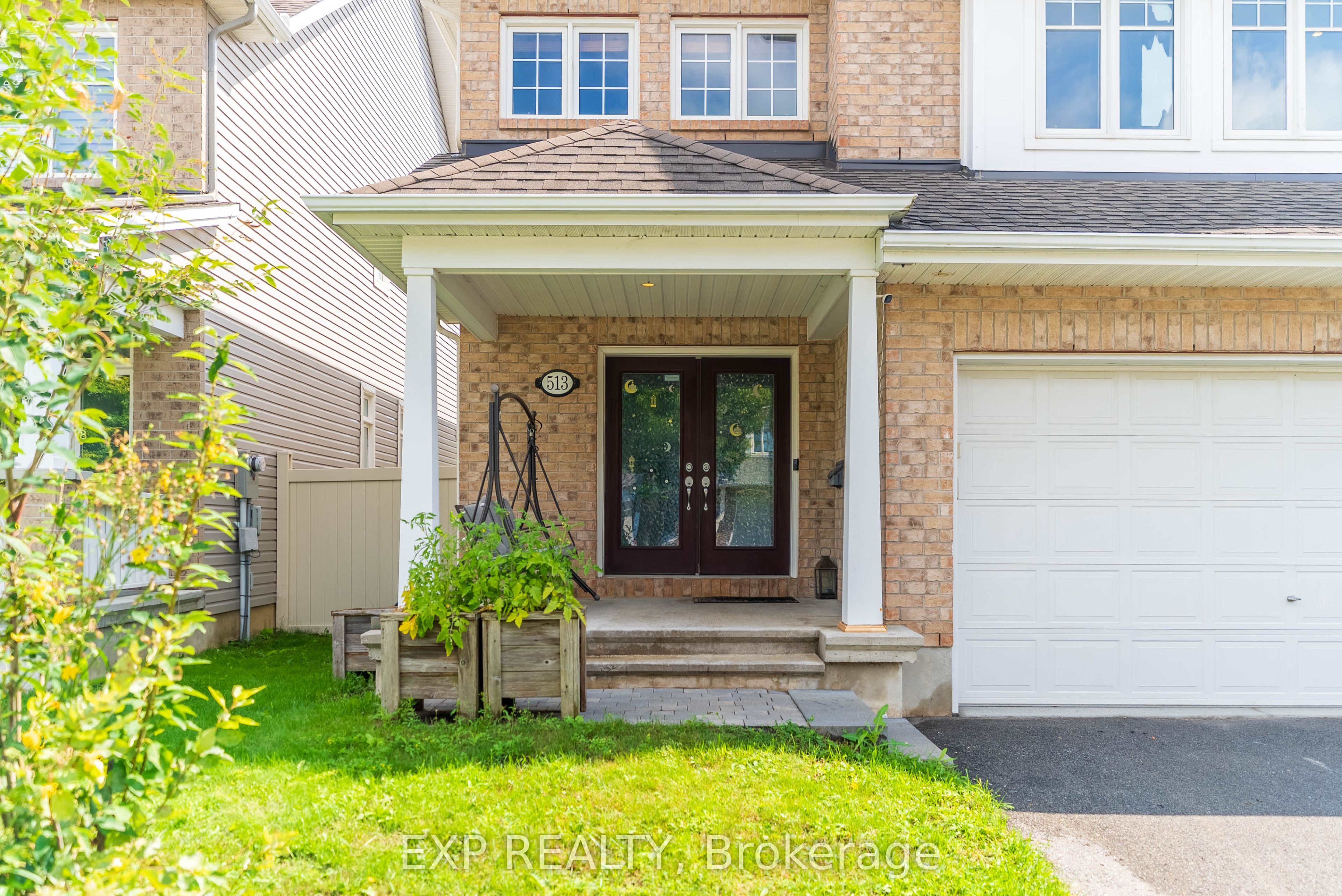 513 Egret Way W Property Photo 2
