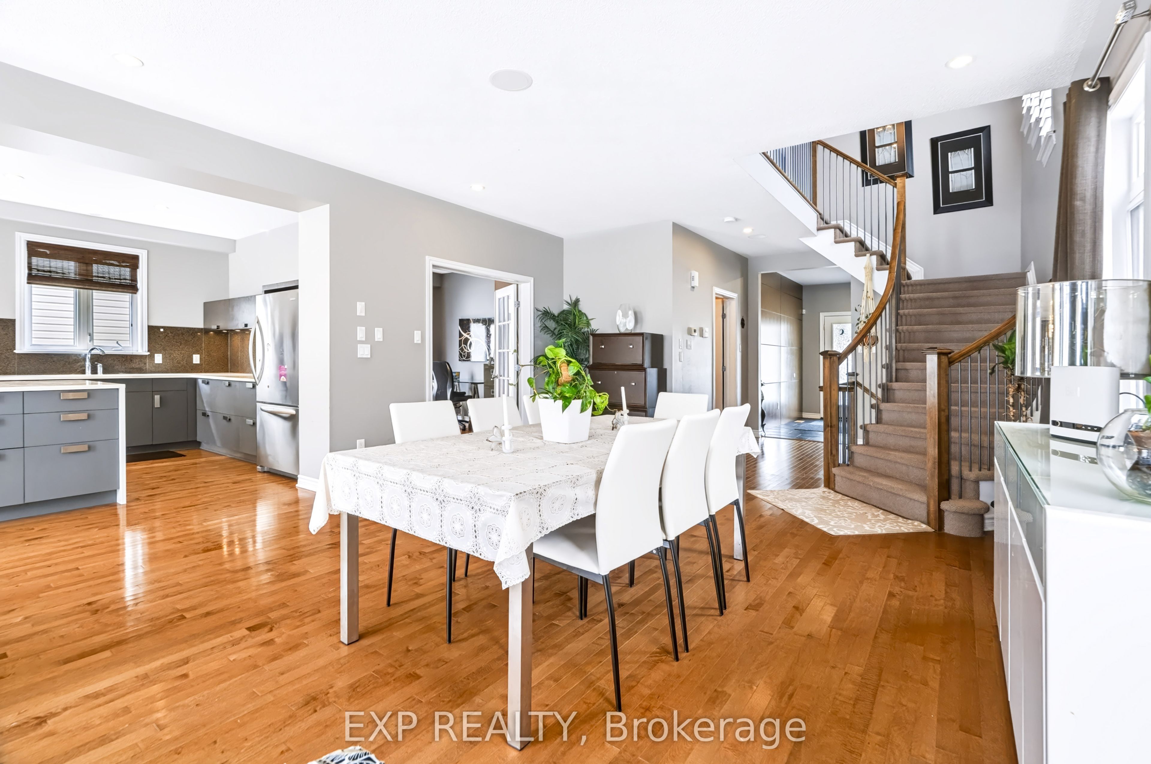 513 Egret Way W Property Photo 14