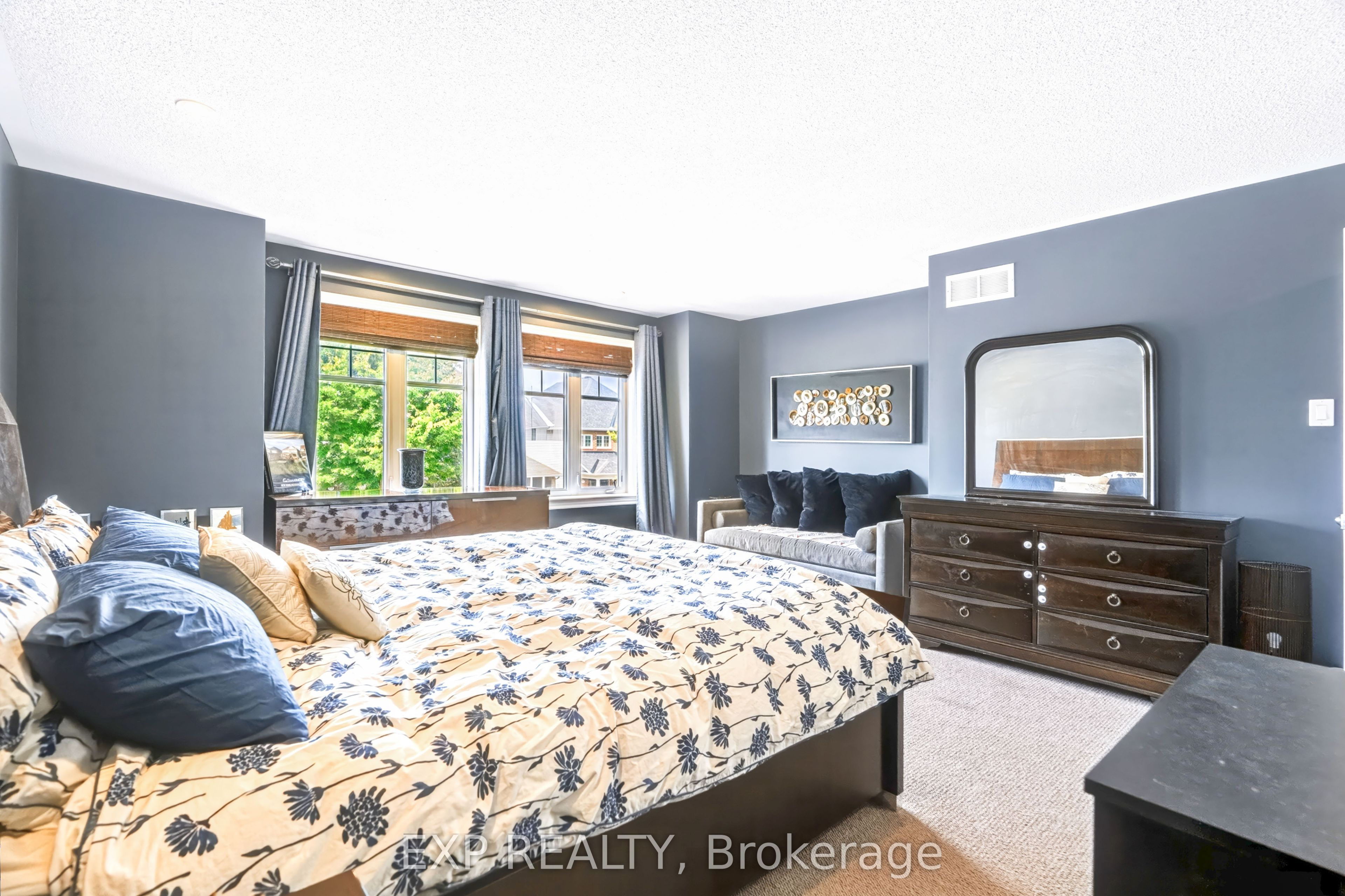 513 Egret Way W Property Photo 32