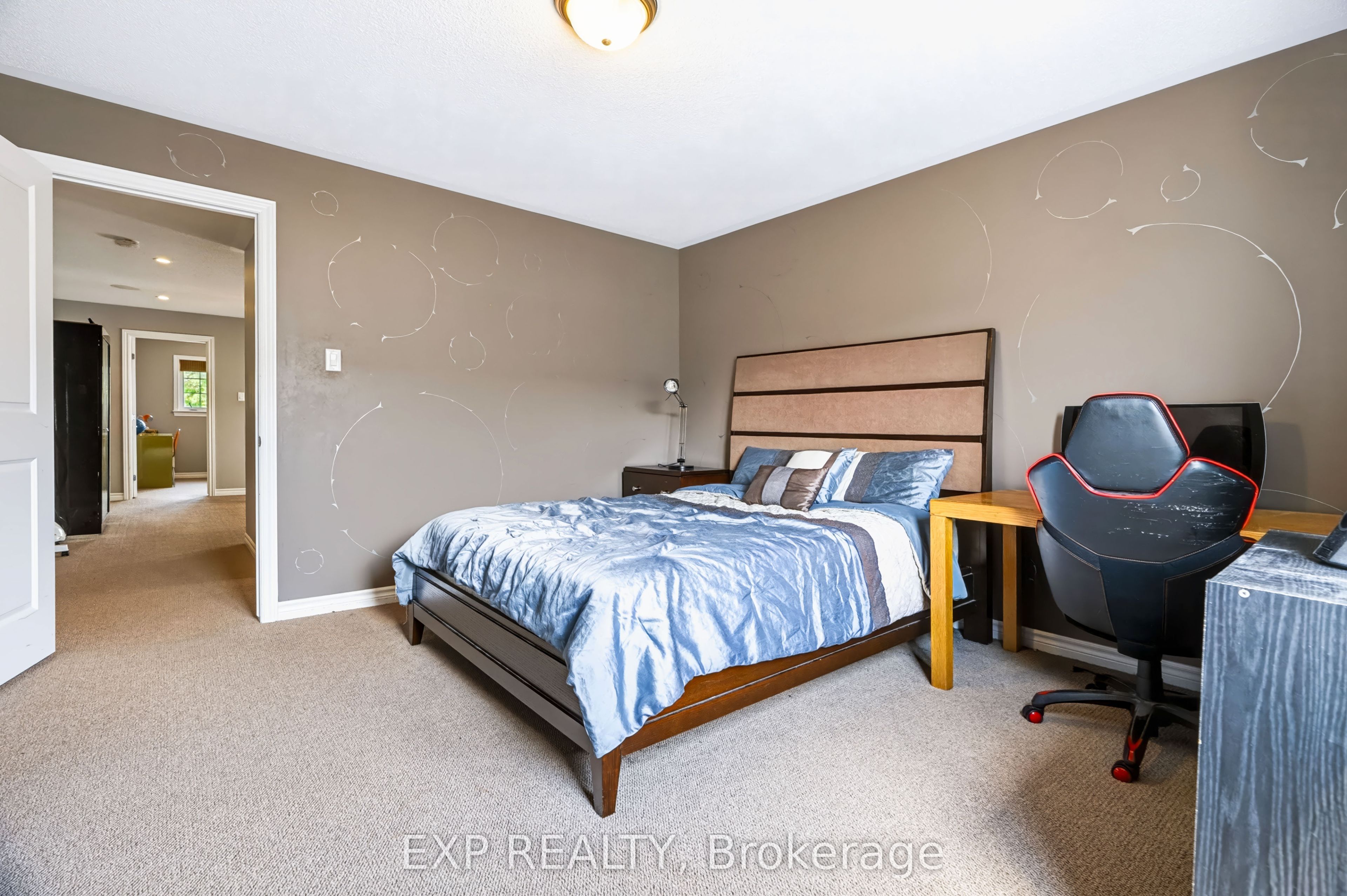 513 Egret Way W Property Photo 40