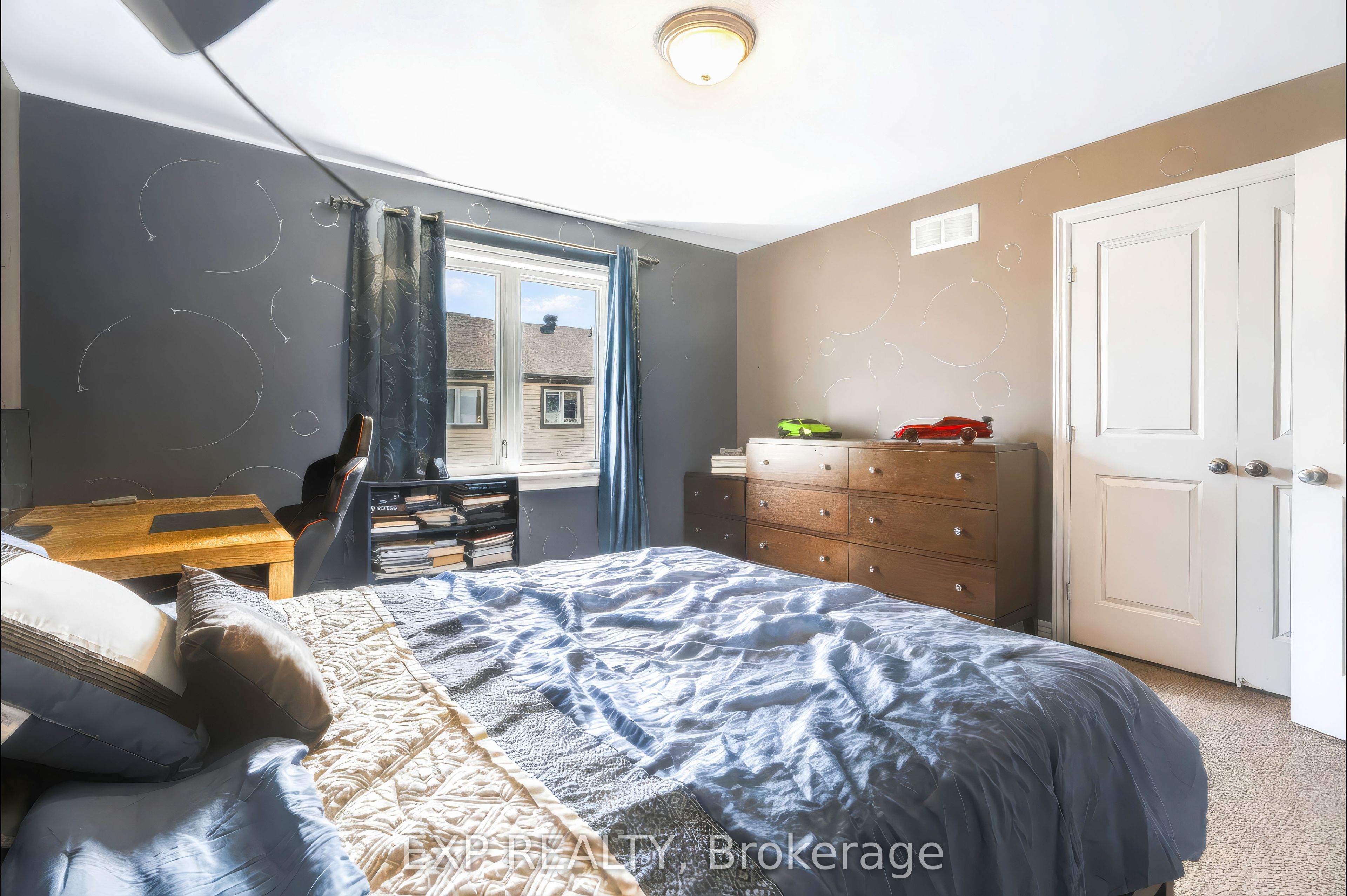 513 Egret Way W Property Photo 47