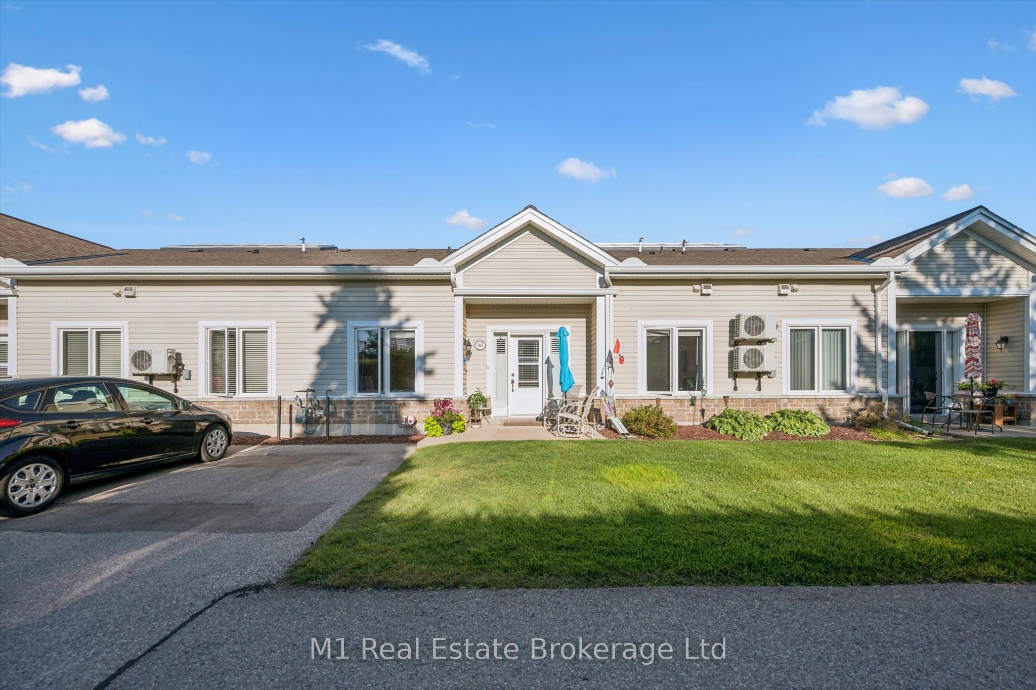 760 Woodhill Drive 104 Property Photo 1