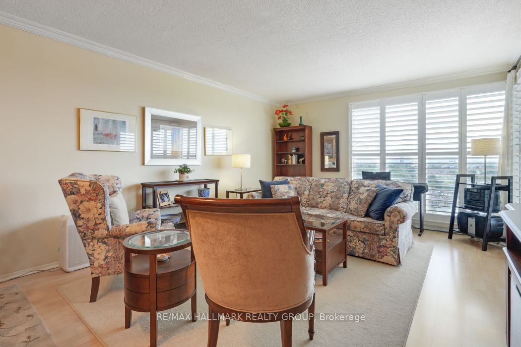 545 St Laurent Boulevard 1006 Property Photo 20