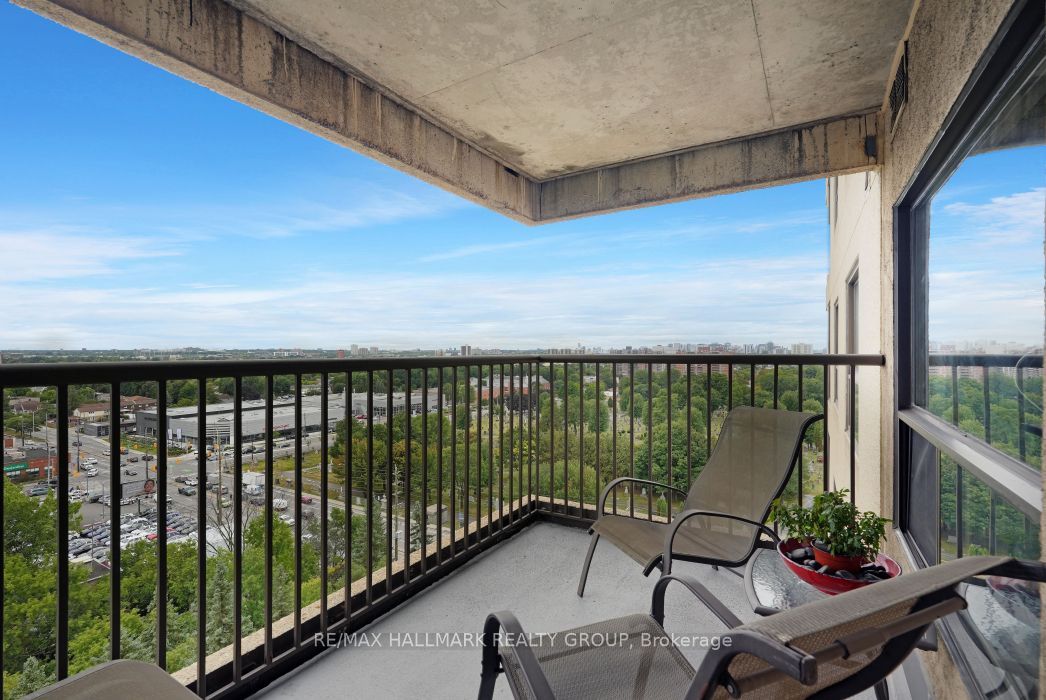 545 St Laurent Boulevard 1006 Property Photo 24