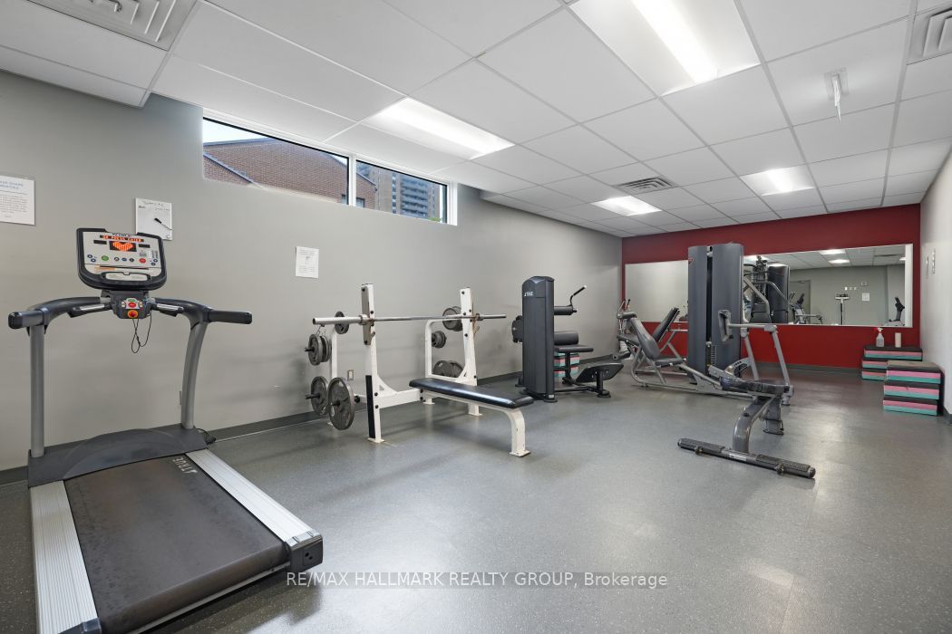 545 St Laurent Boulevard 1006 Property Photo 27