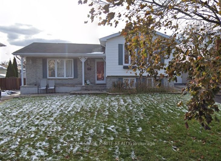 810 Chelsea Crescent Property Photo 1