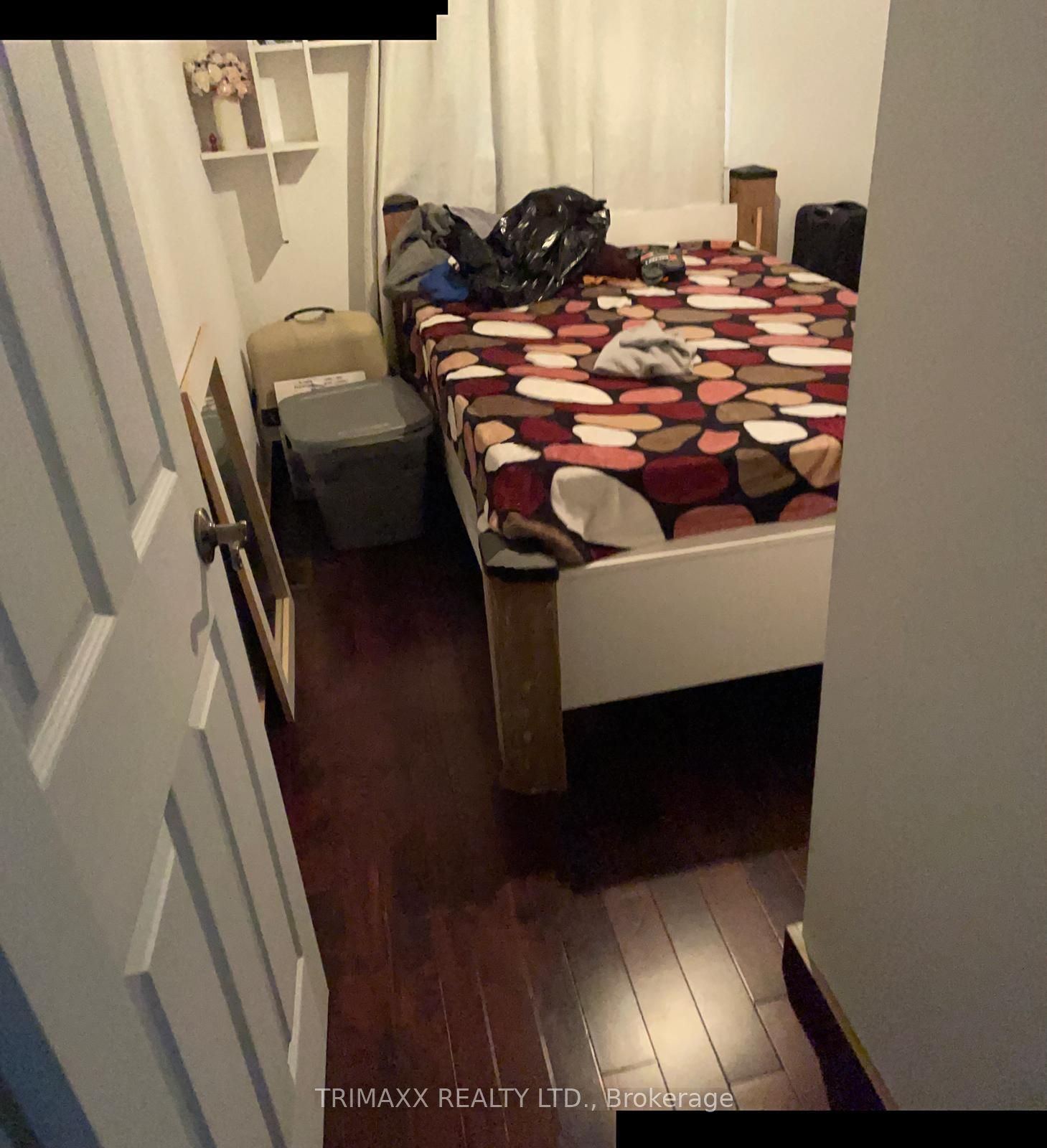 1086 Canfield Crescent Property Photo 12