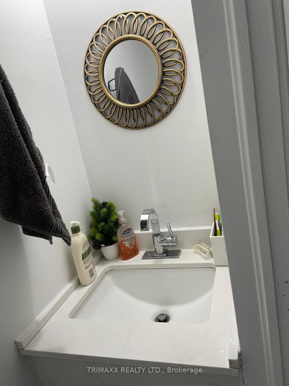 1086 Canfield Crescent Property Photo 19