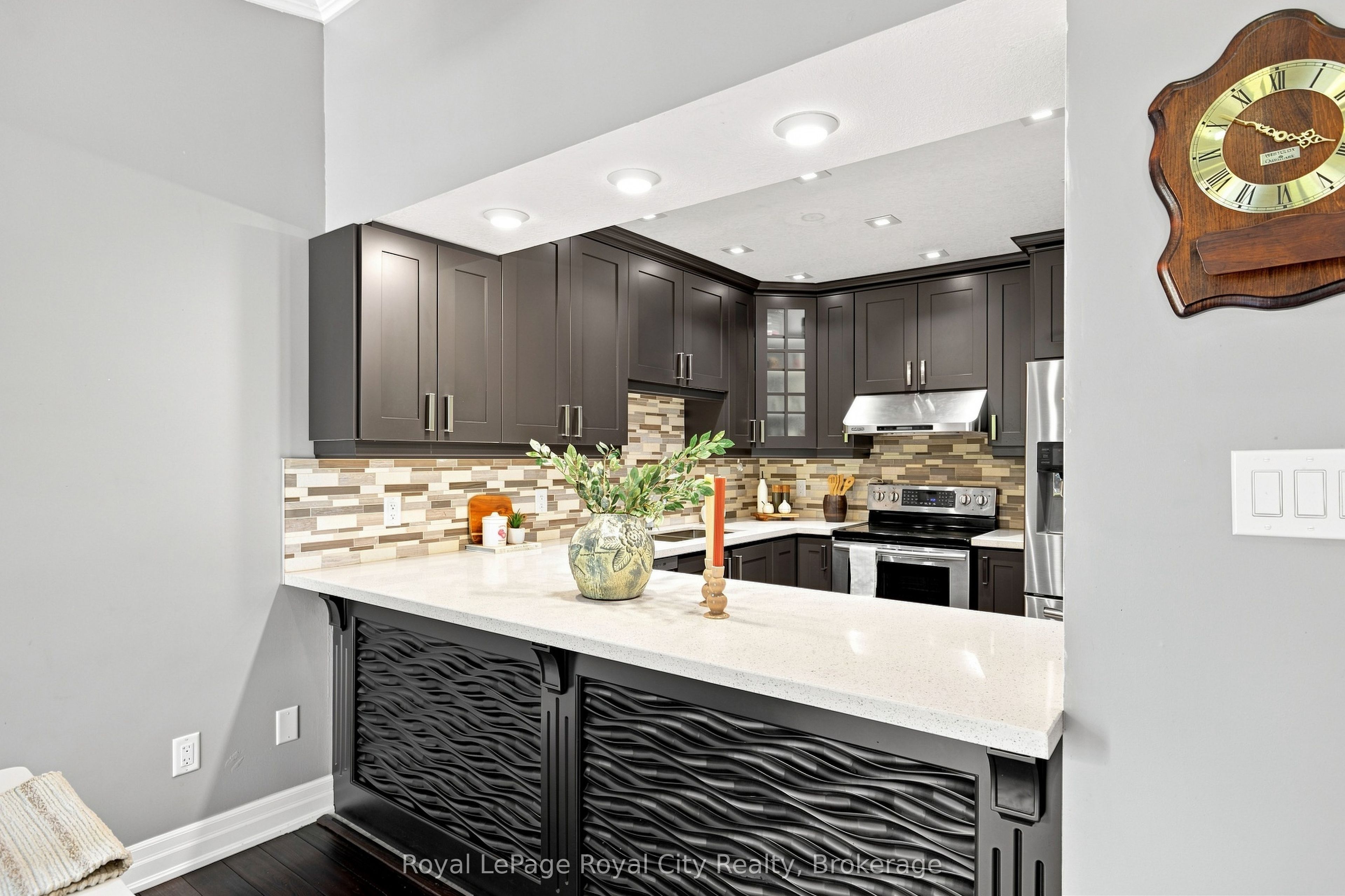 452 Millburn Boulevard Property Photo 10