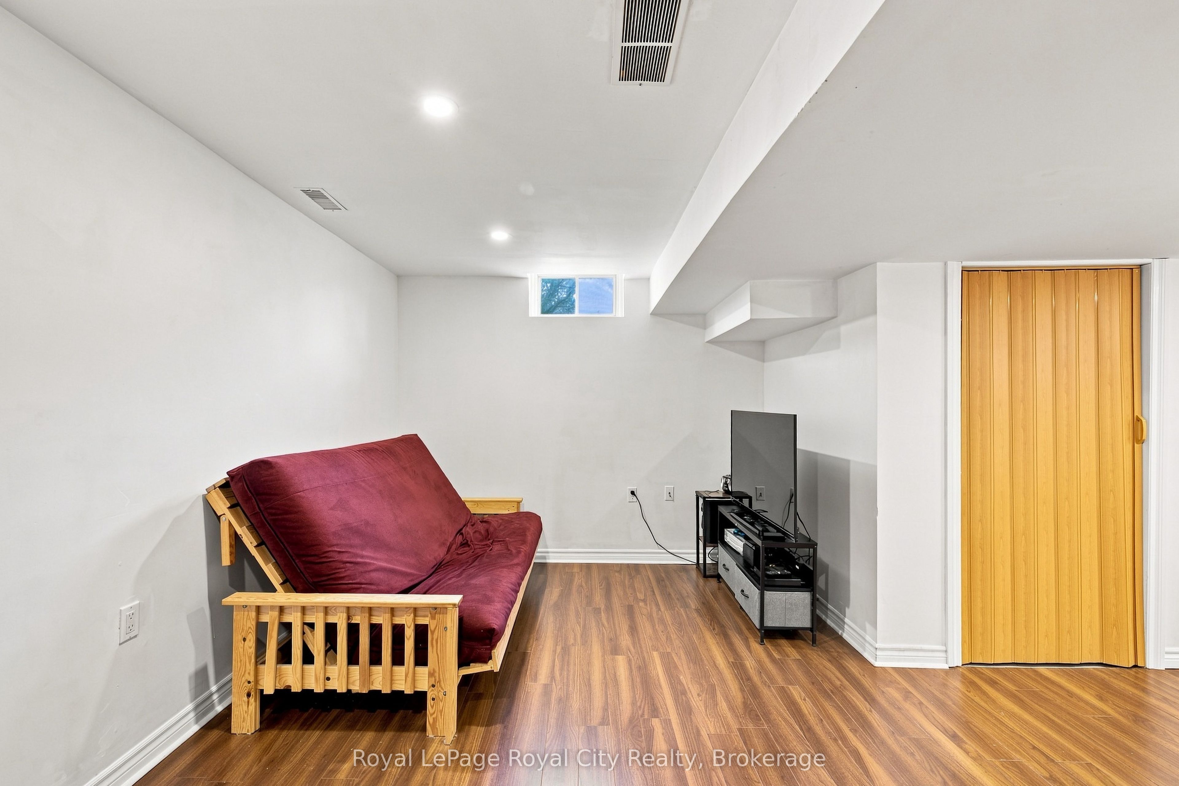 452 Millburn Boulevard Property Photo 27