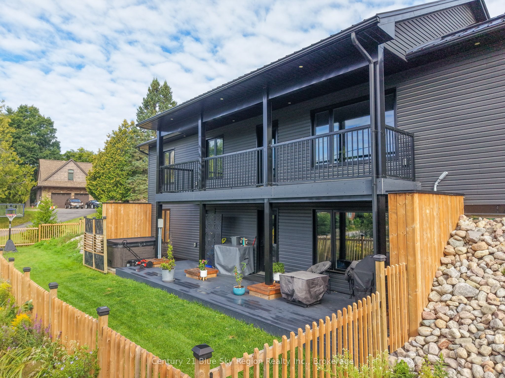 39 Tupper Drive