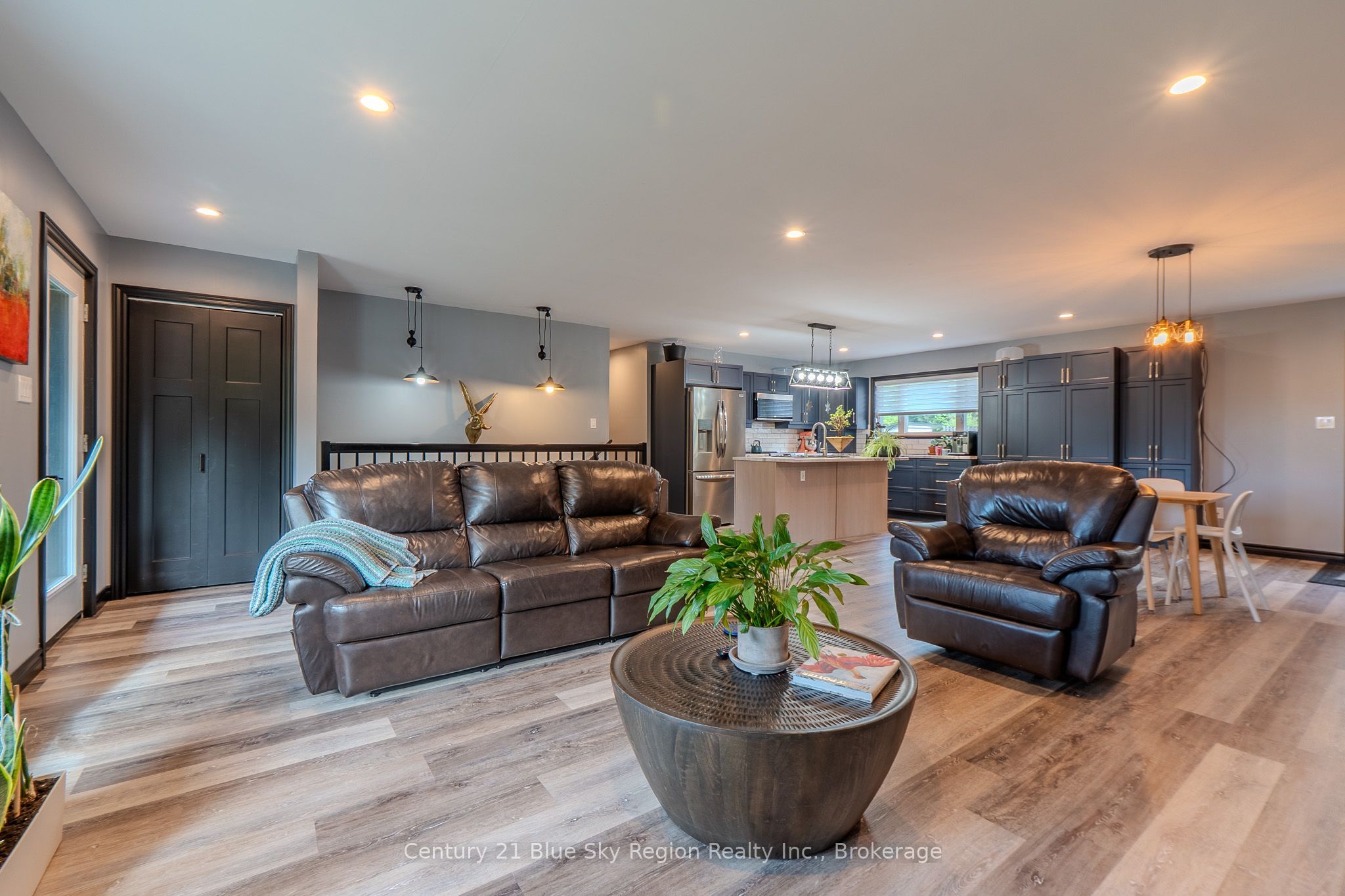 39 Tupper Drive Property Photo 6