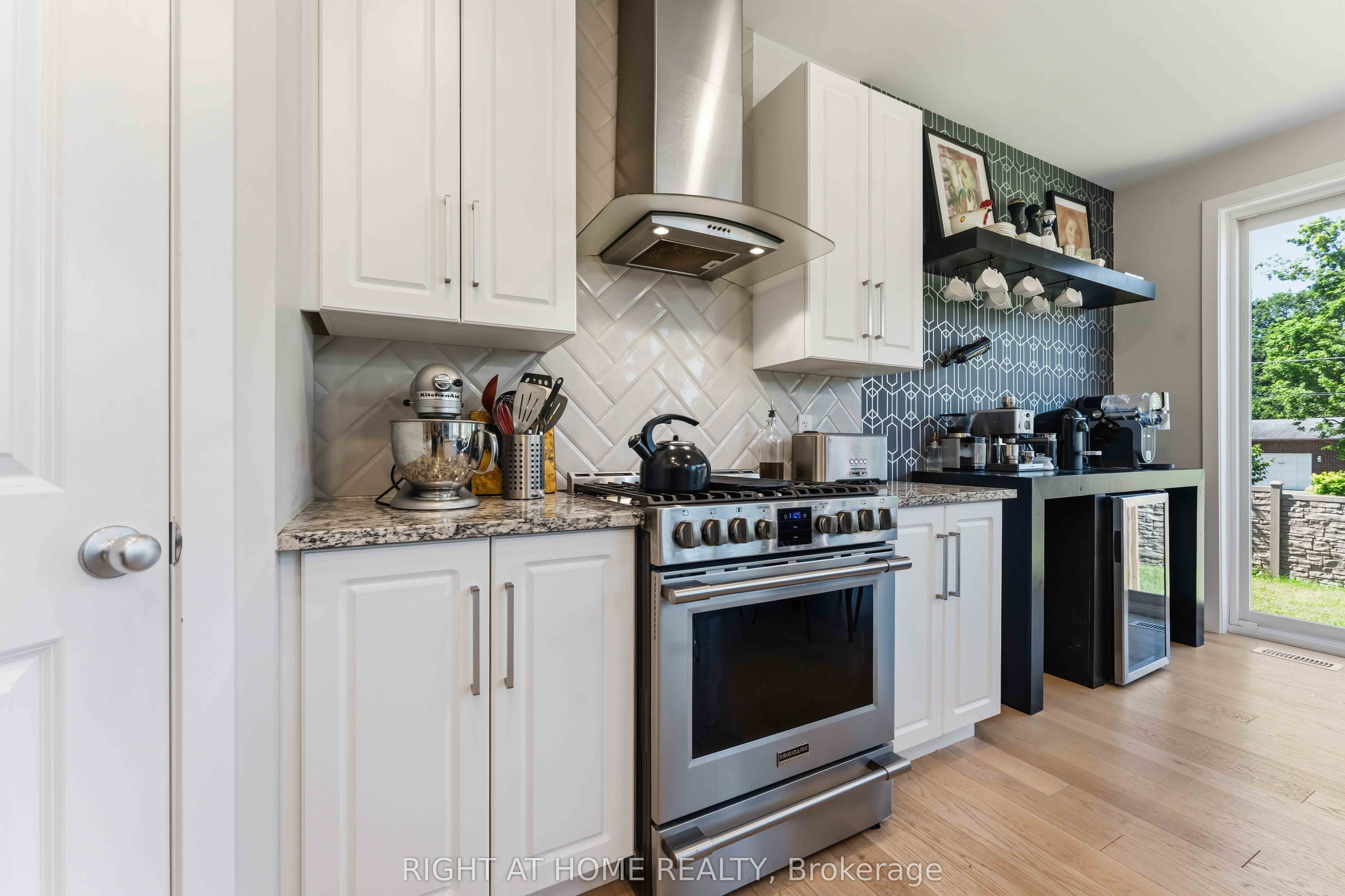 730 Kirkham Crescent Property Photo 14