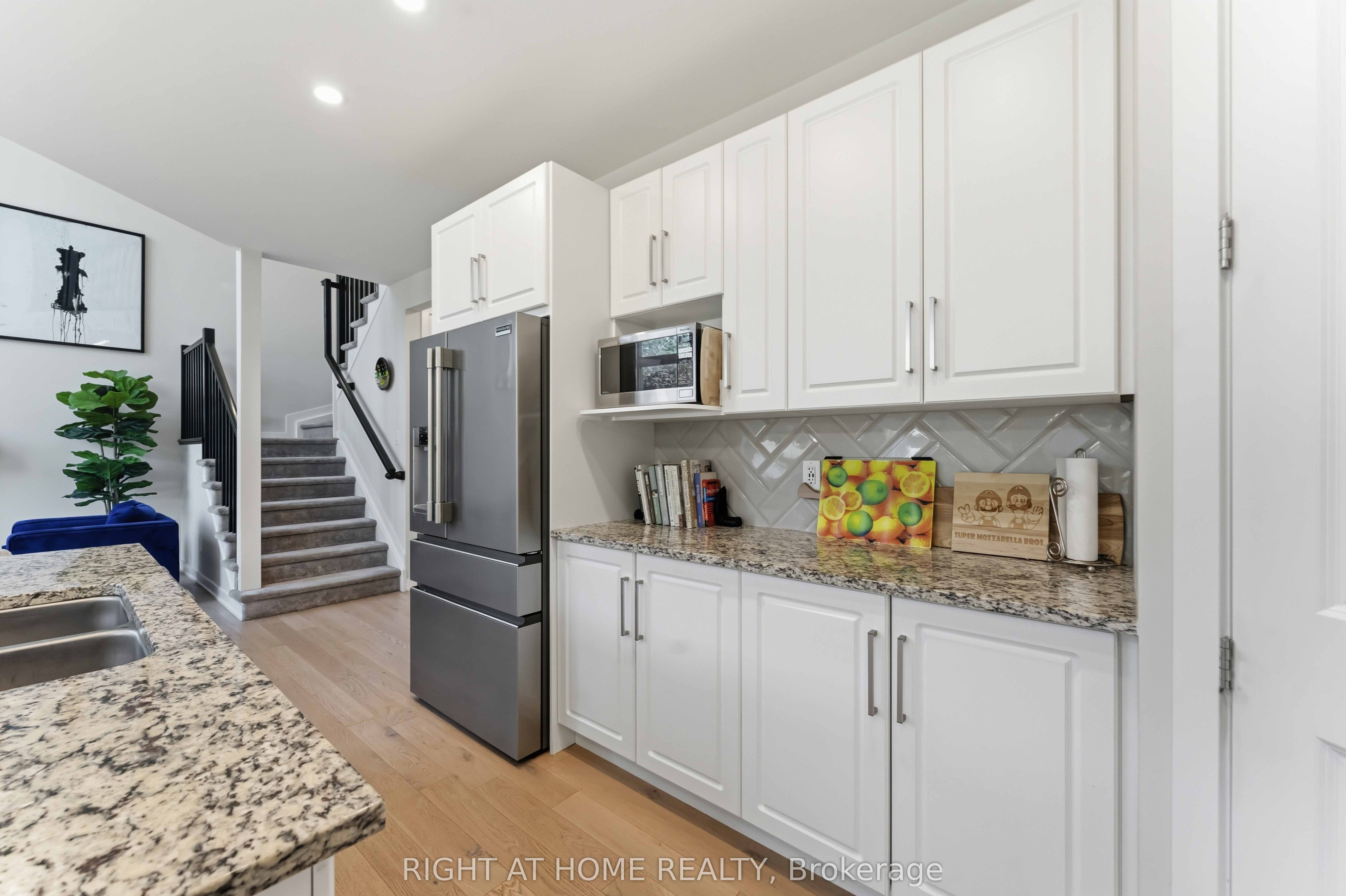 730 Kirkham Crescent Property Photo 17