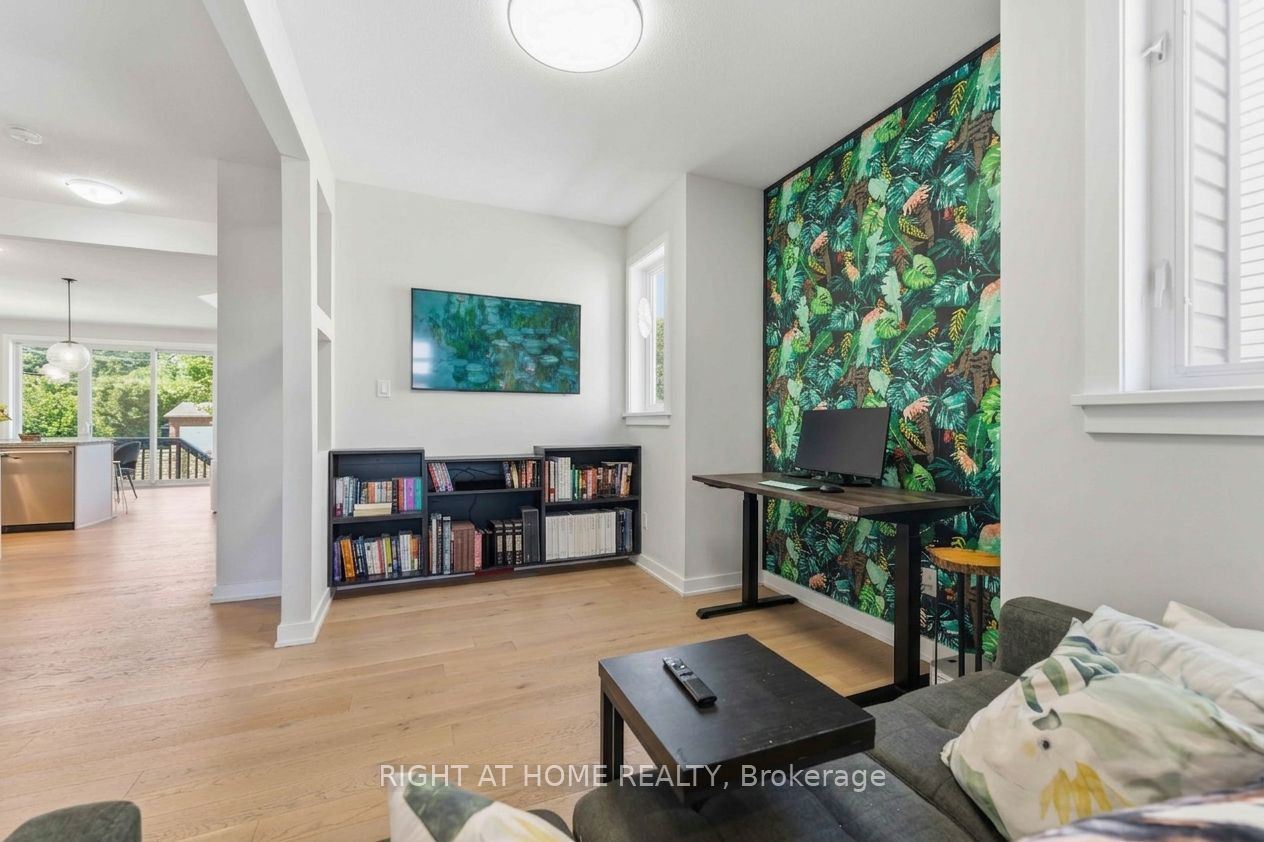 730 Kirkham Crescent Property Photo 20