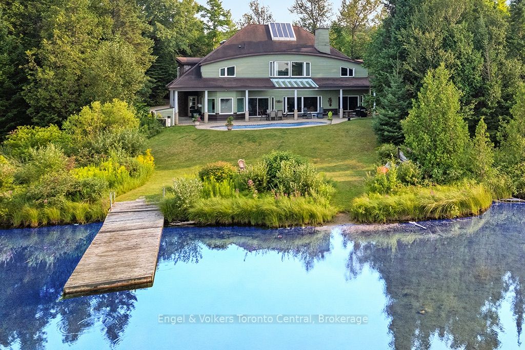 684131 Sideroad 30 Property Photo 47