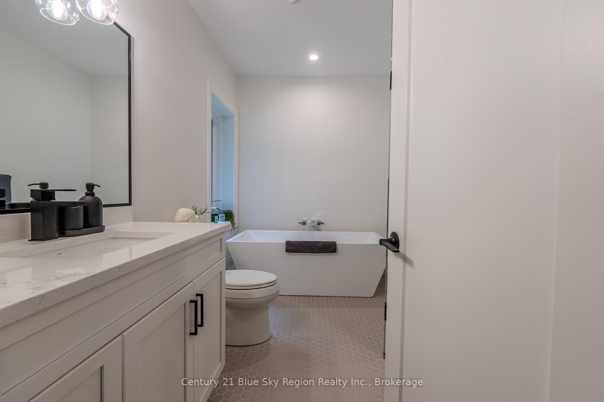 66 Hurtubise Road Property Photo 20