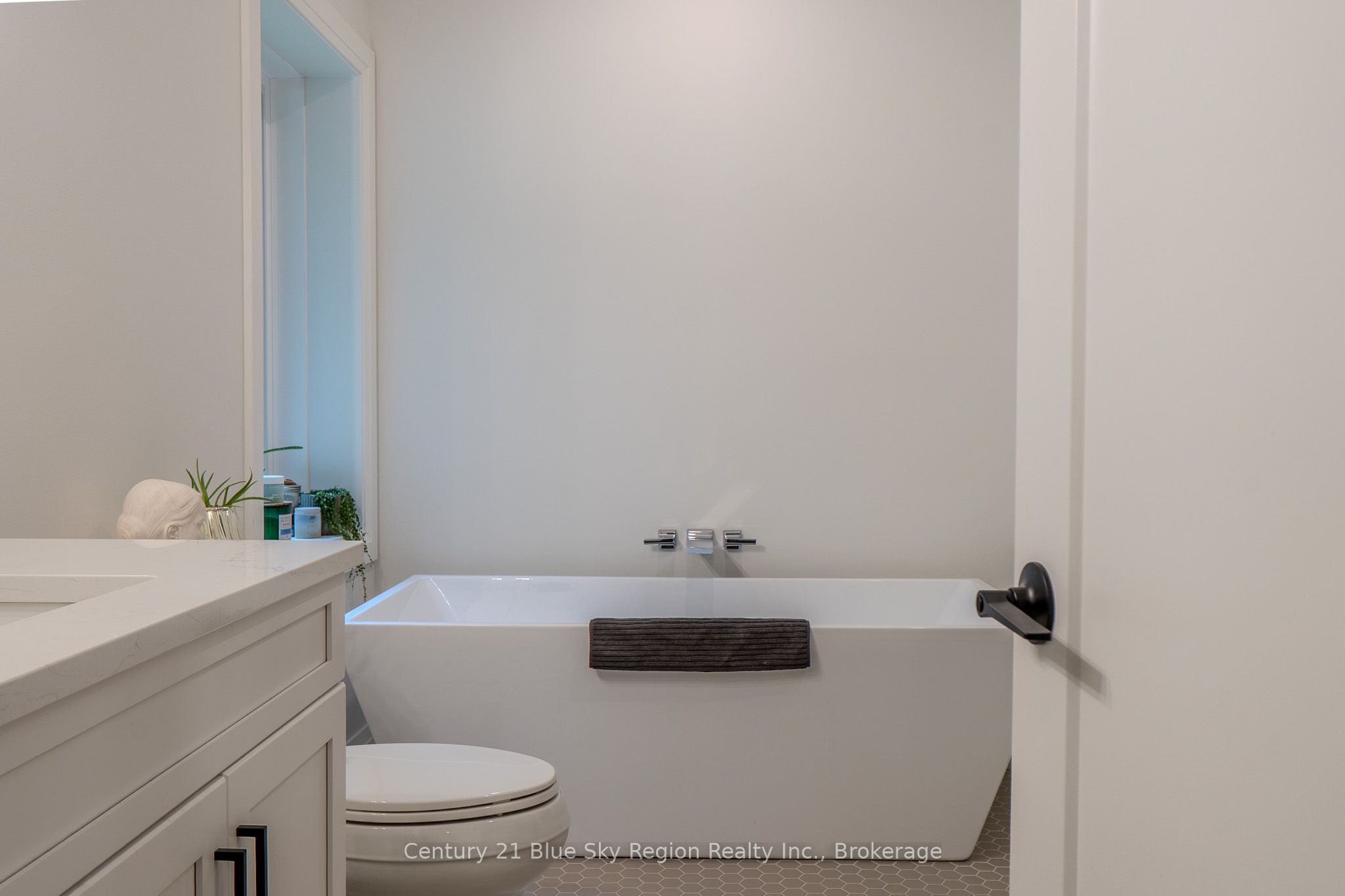 66 Hurtubise Road Property Photo 21