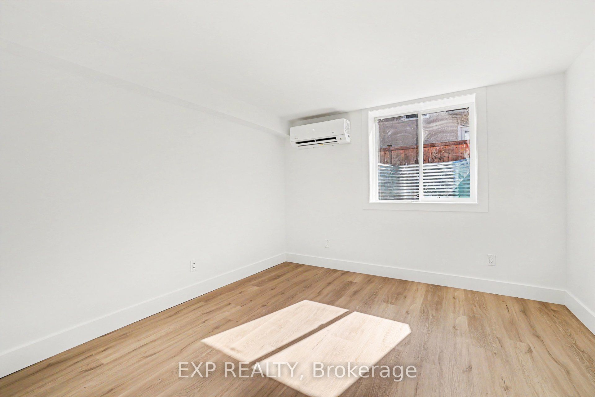 1273 Ridgemont Avenue Property Photo 19