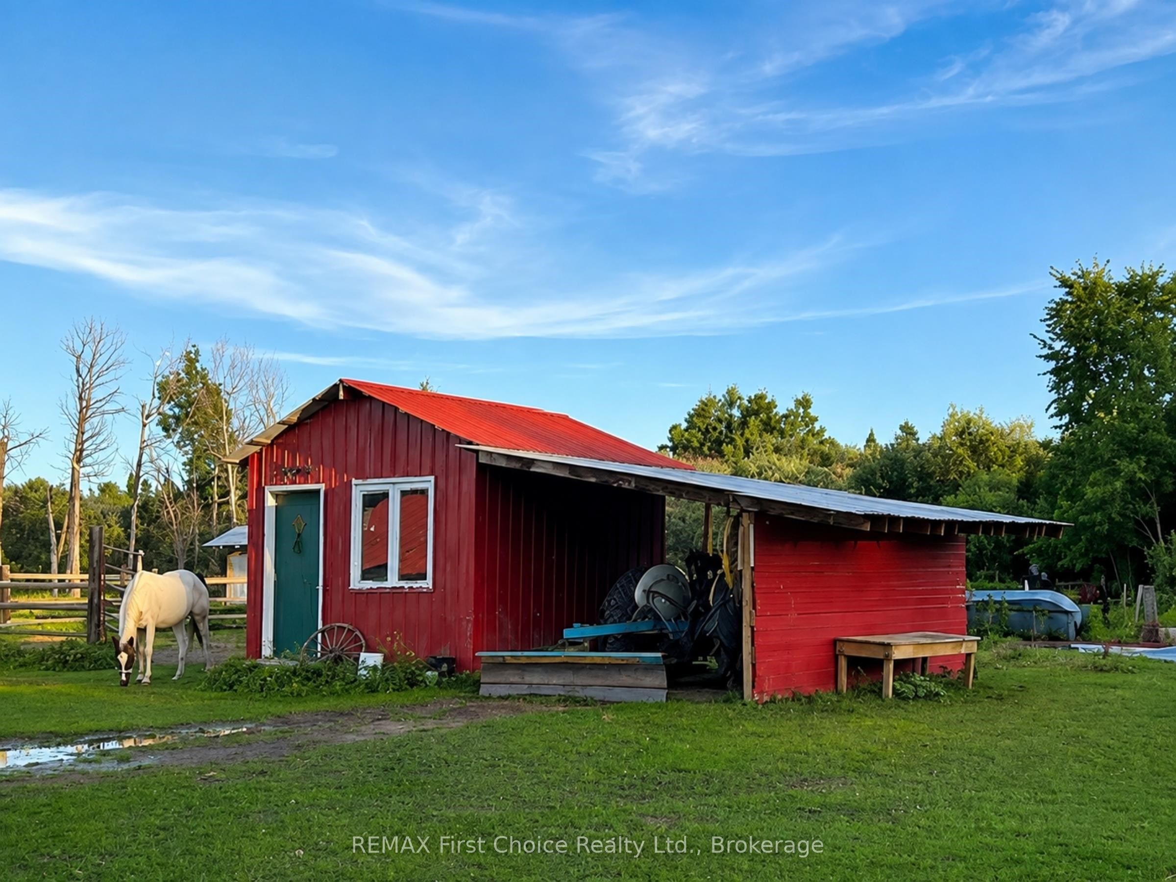 661 Stewart Road Property Photo 7