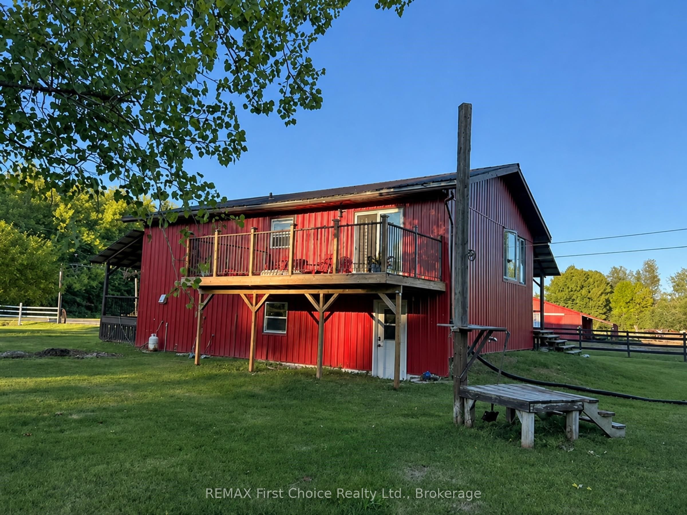 661 Stewart Road Property Photo 12