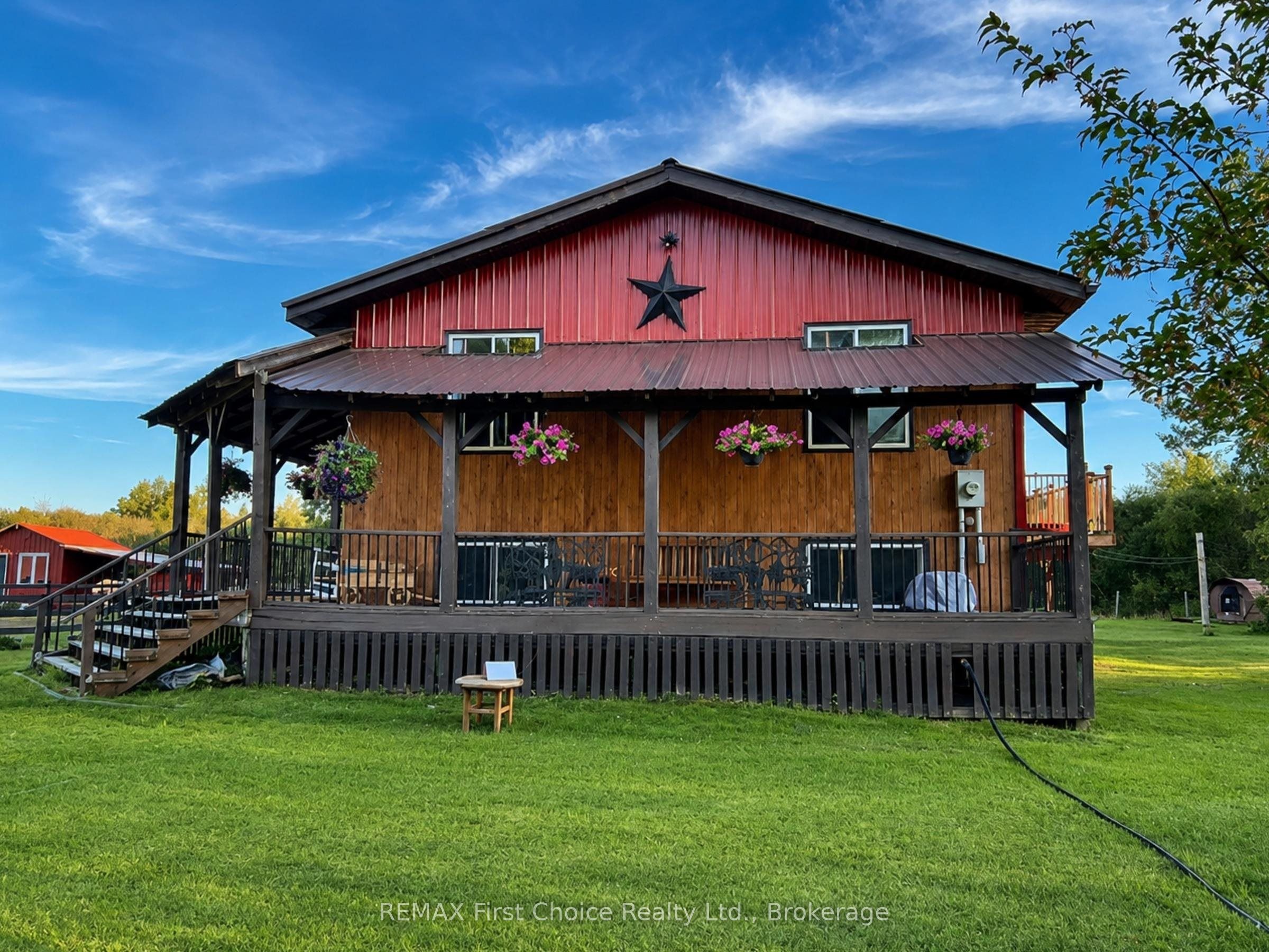661 Stewart Road Property Photo 13