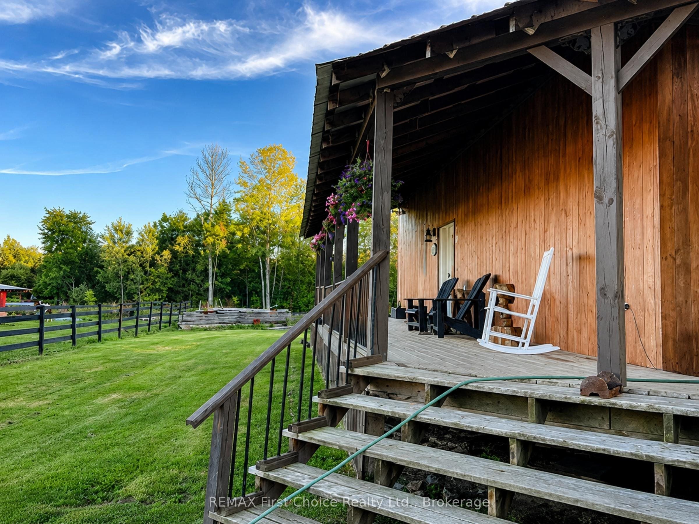 661 Stewart Road Property Photo 16