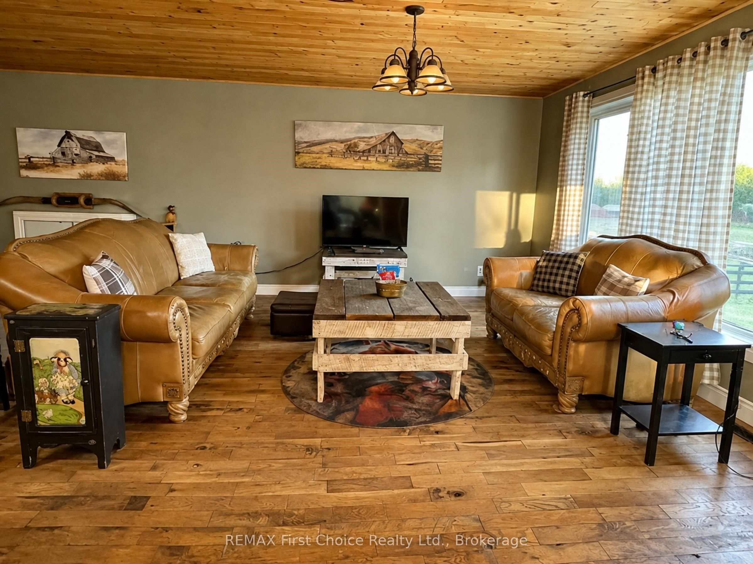 661 Stewart Road Property Photo 20