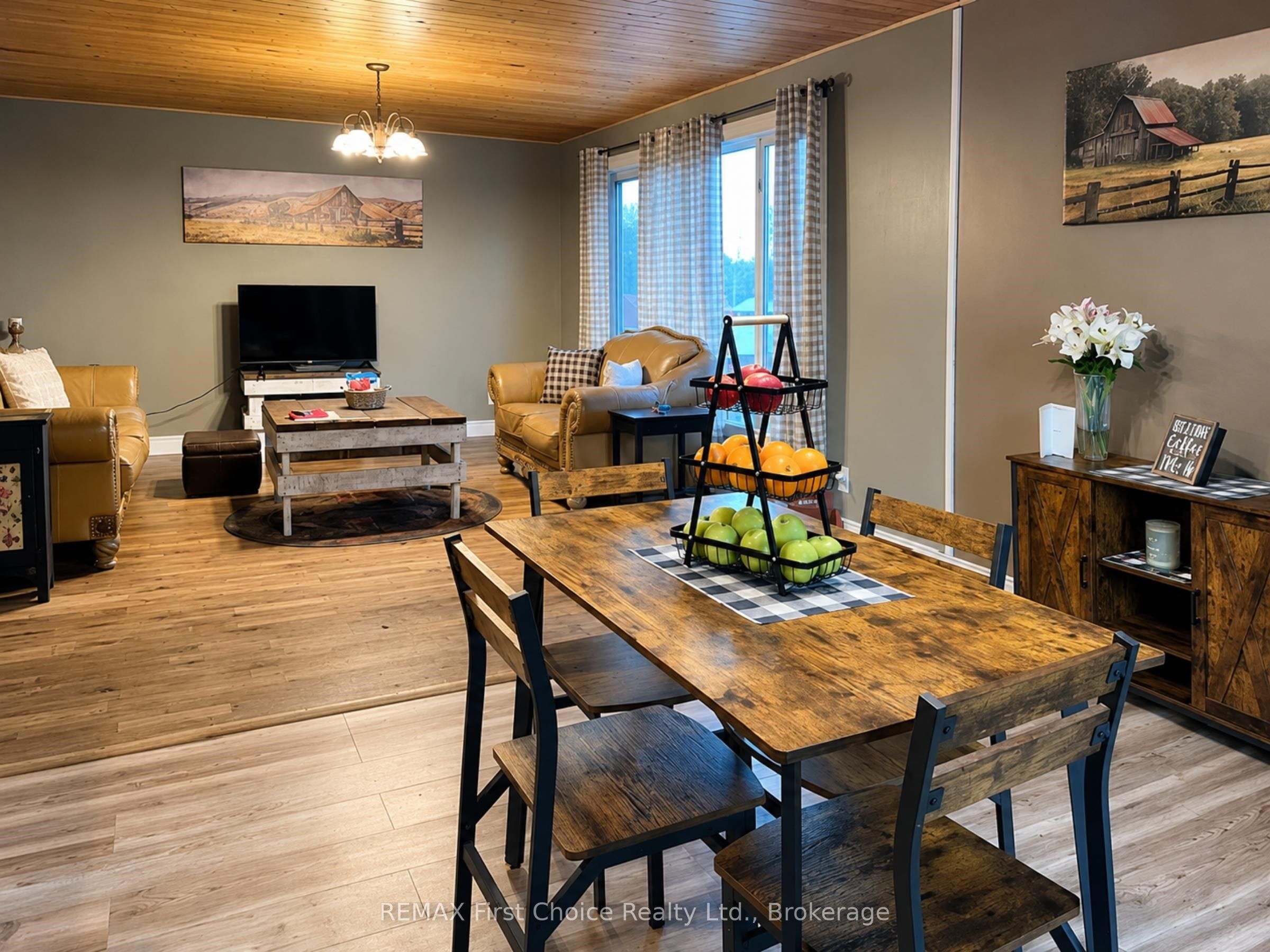 661 Stewart Road Property Photo 25