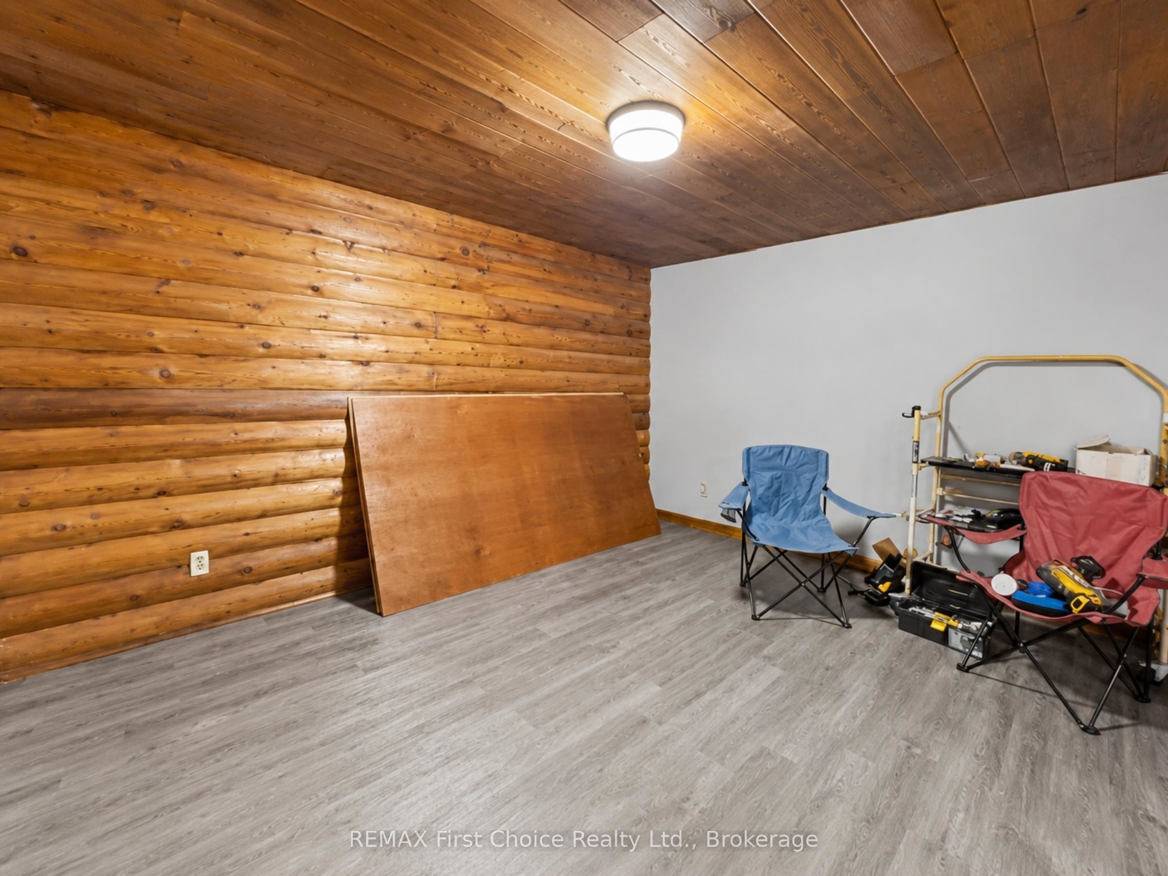 661 Stewart Road Property Photo 35