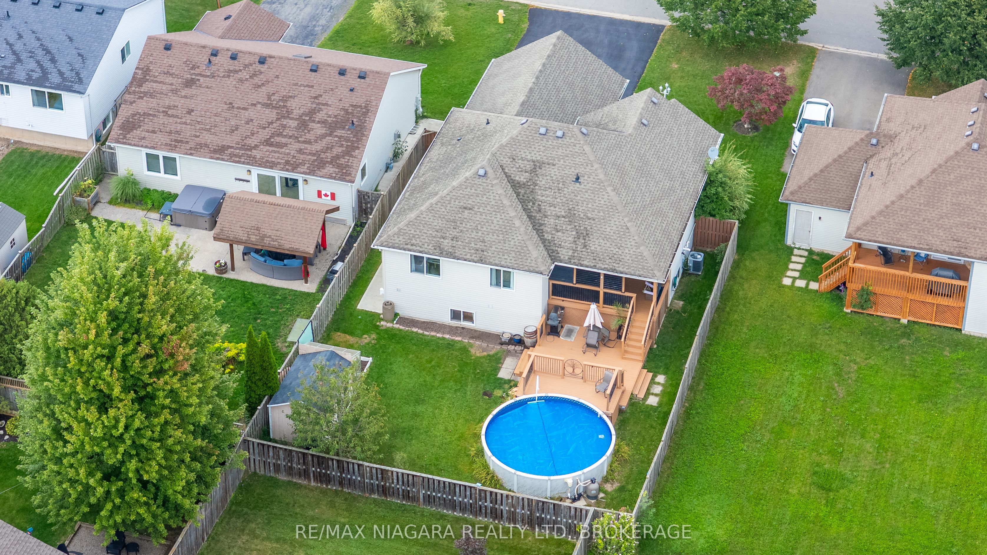 865 Canada Drive Property Photo 5
