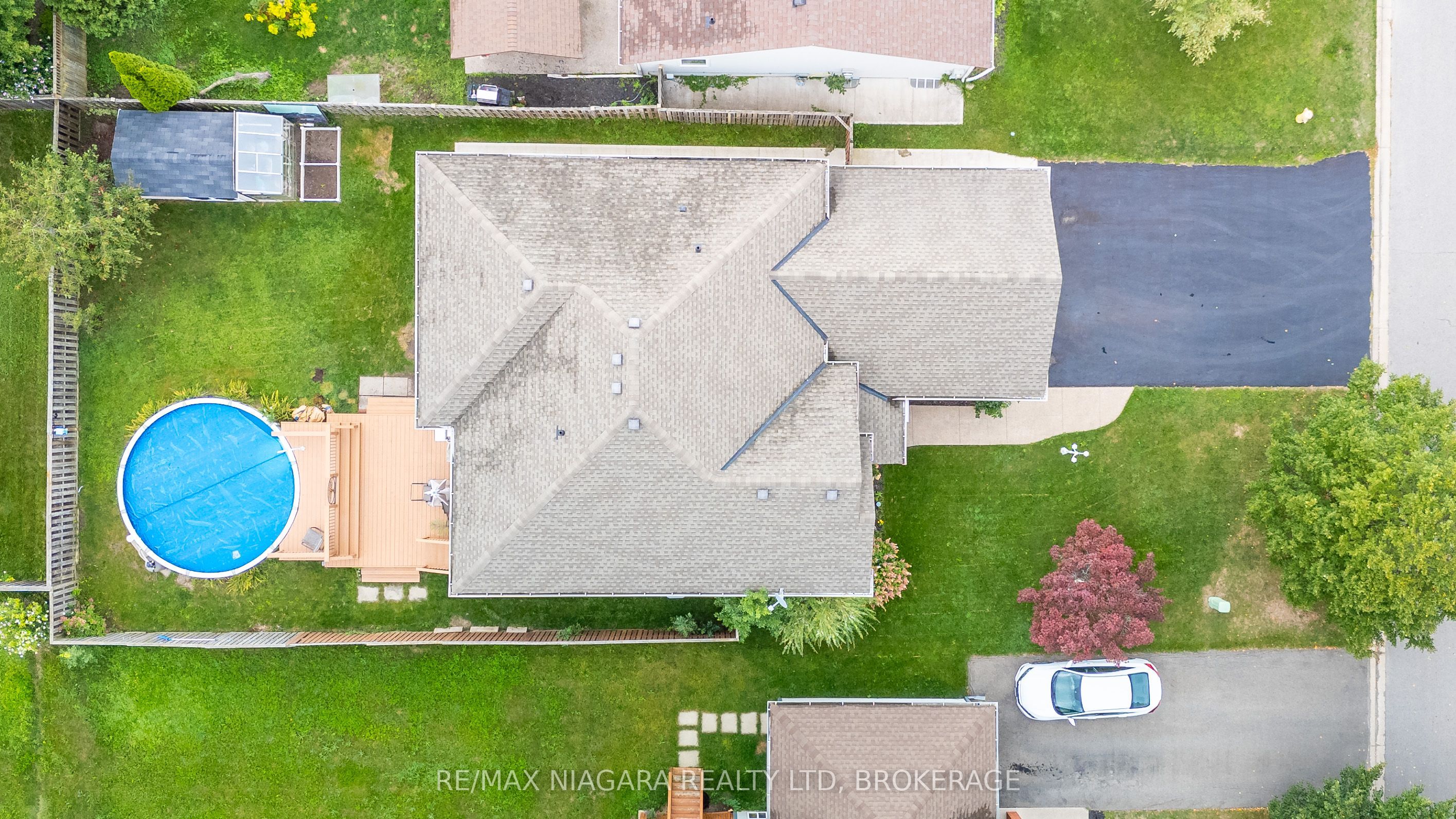 865 Canada Drive Property Photo 7