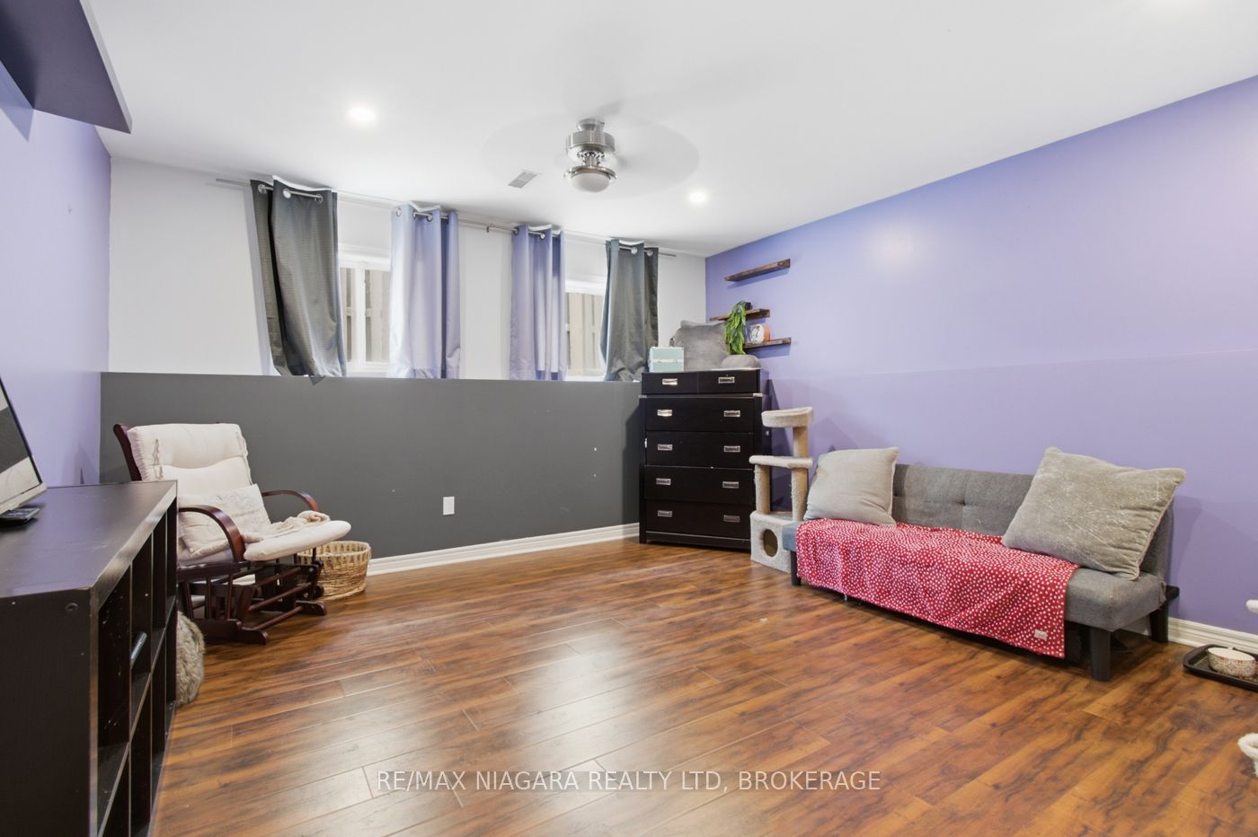 865 Canada Drive Property Photo 8