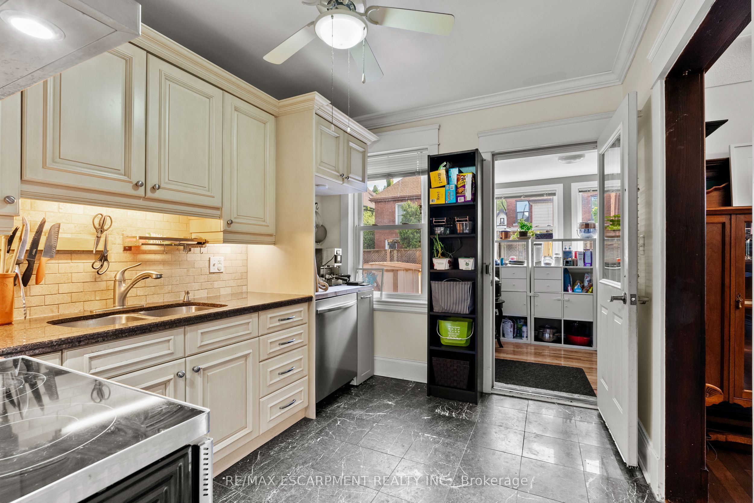260 Stinson Crescent Property Photo 17