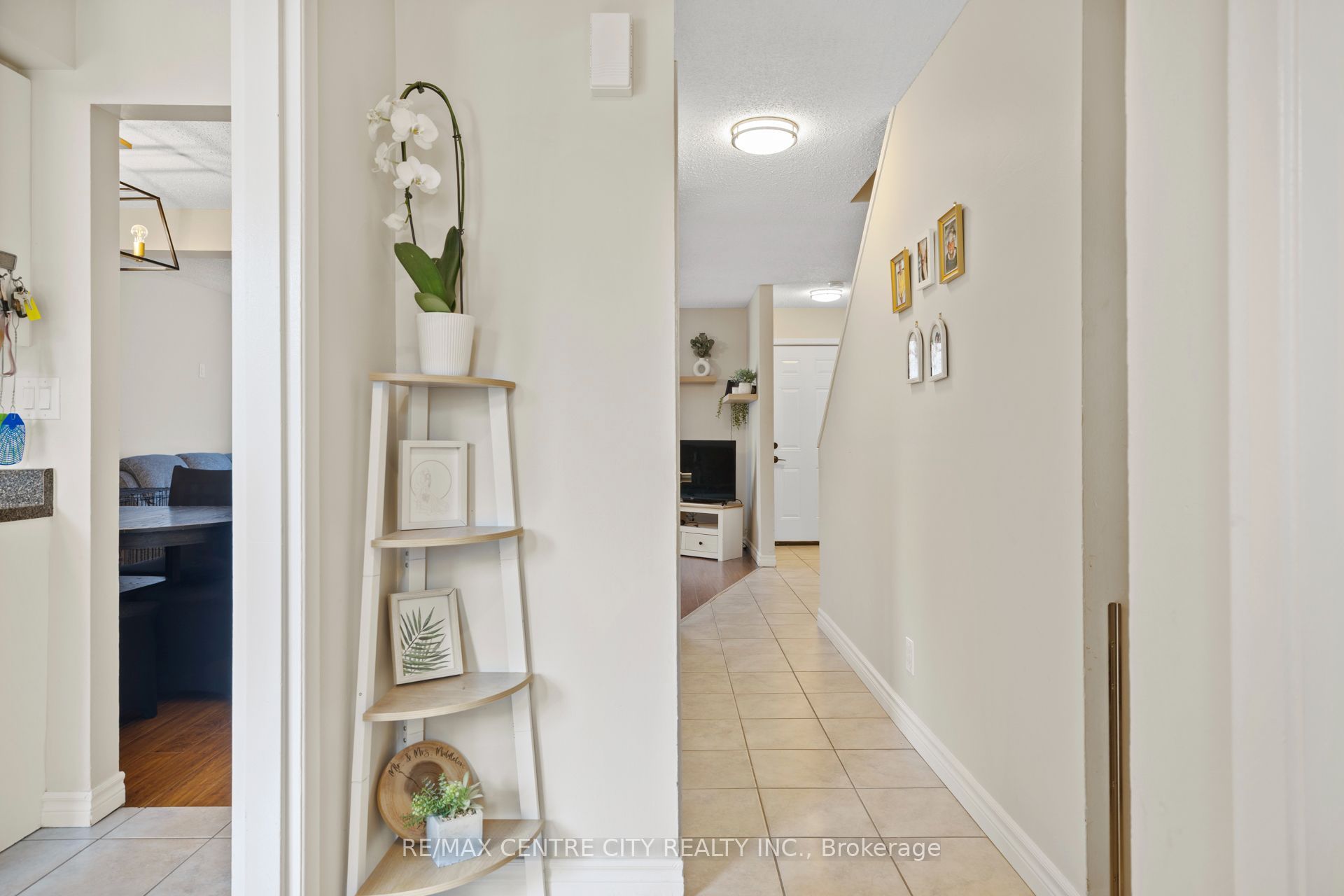 135 Belmont Drive 20 Property Photo 6