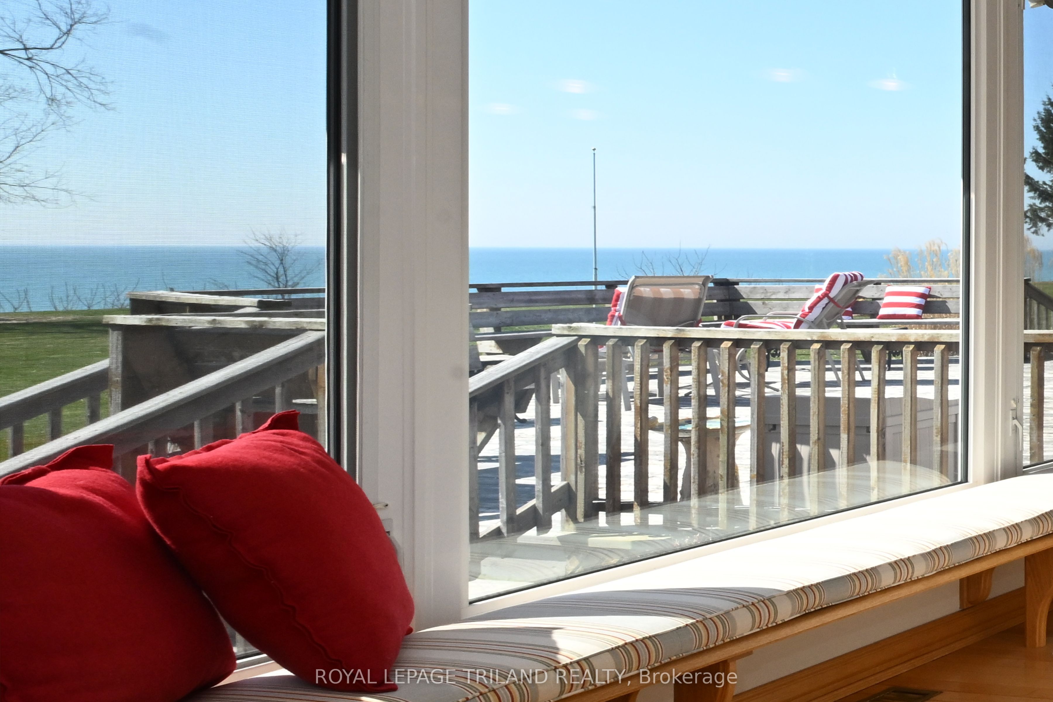 7154 Talbot Trail Property Photo 2
