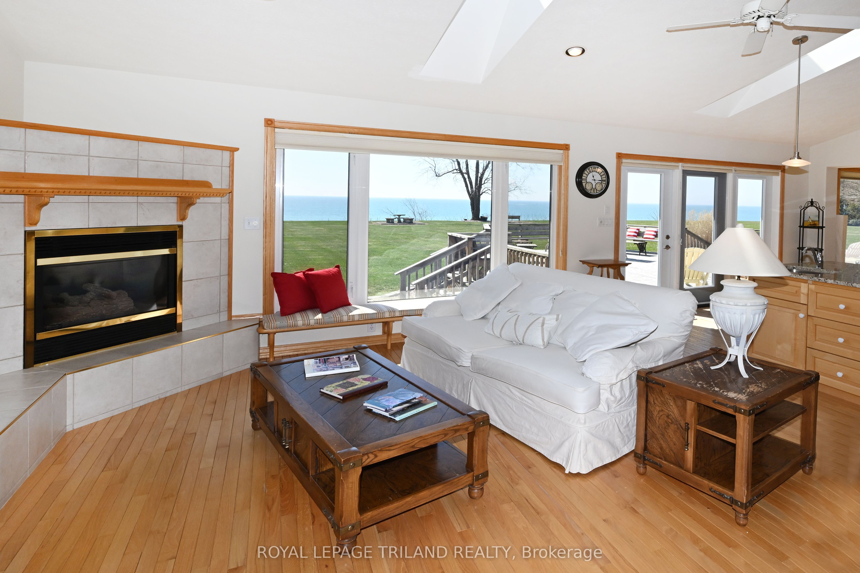 7154 Talbot Trail Property Photo 5