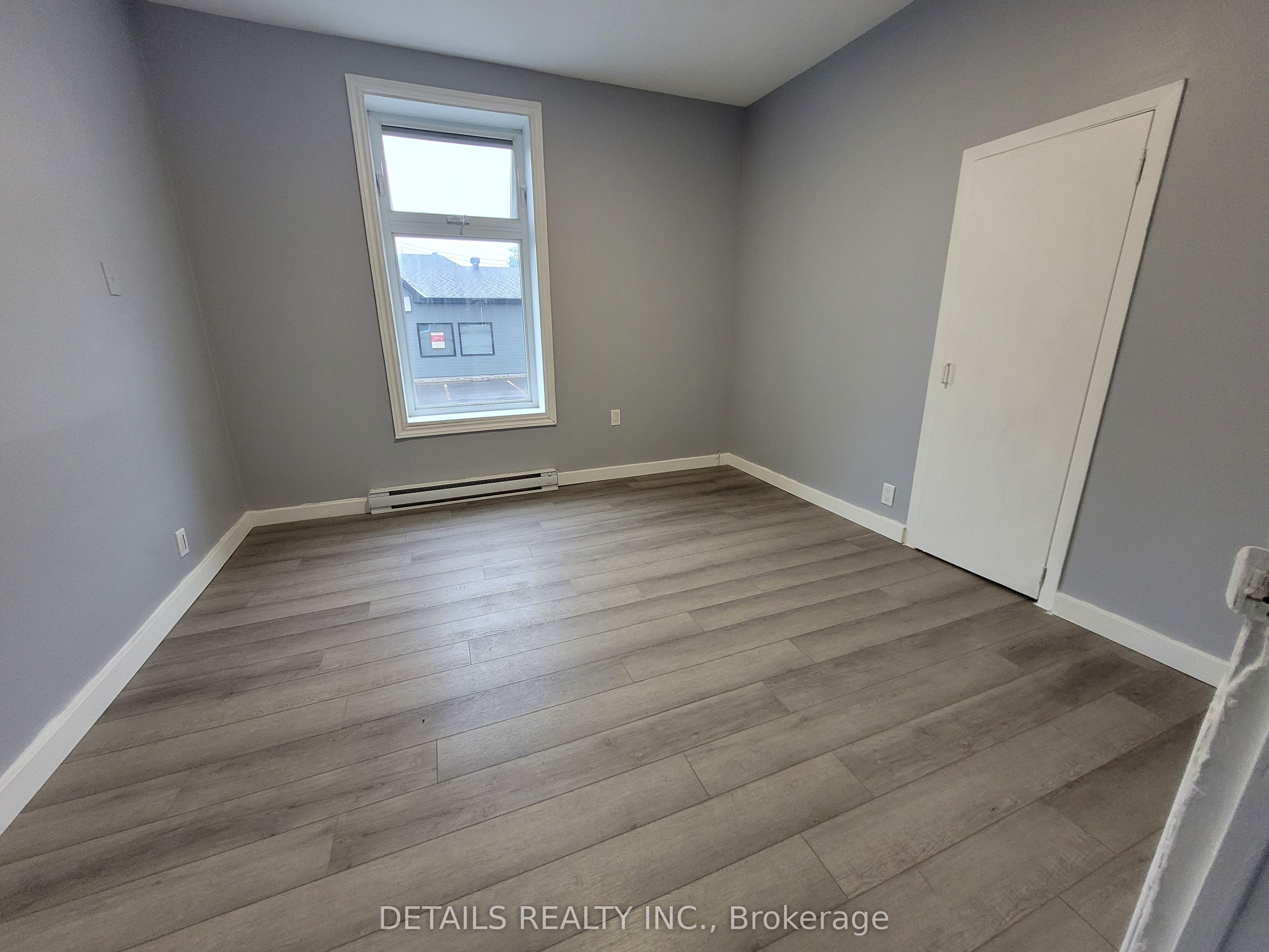 4559 Ste Catherine Street Property Photo 5