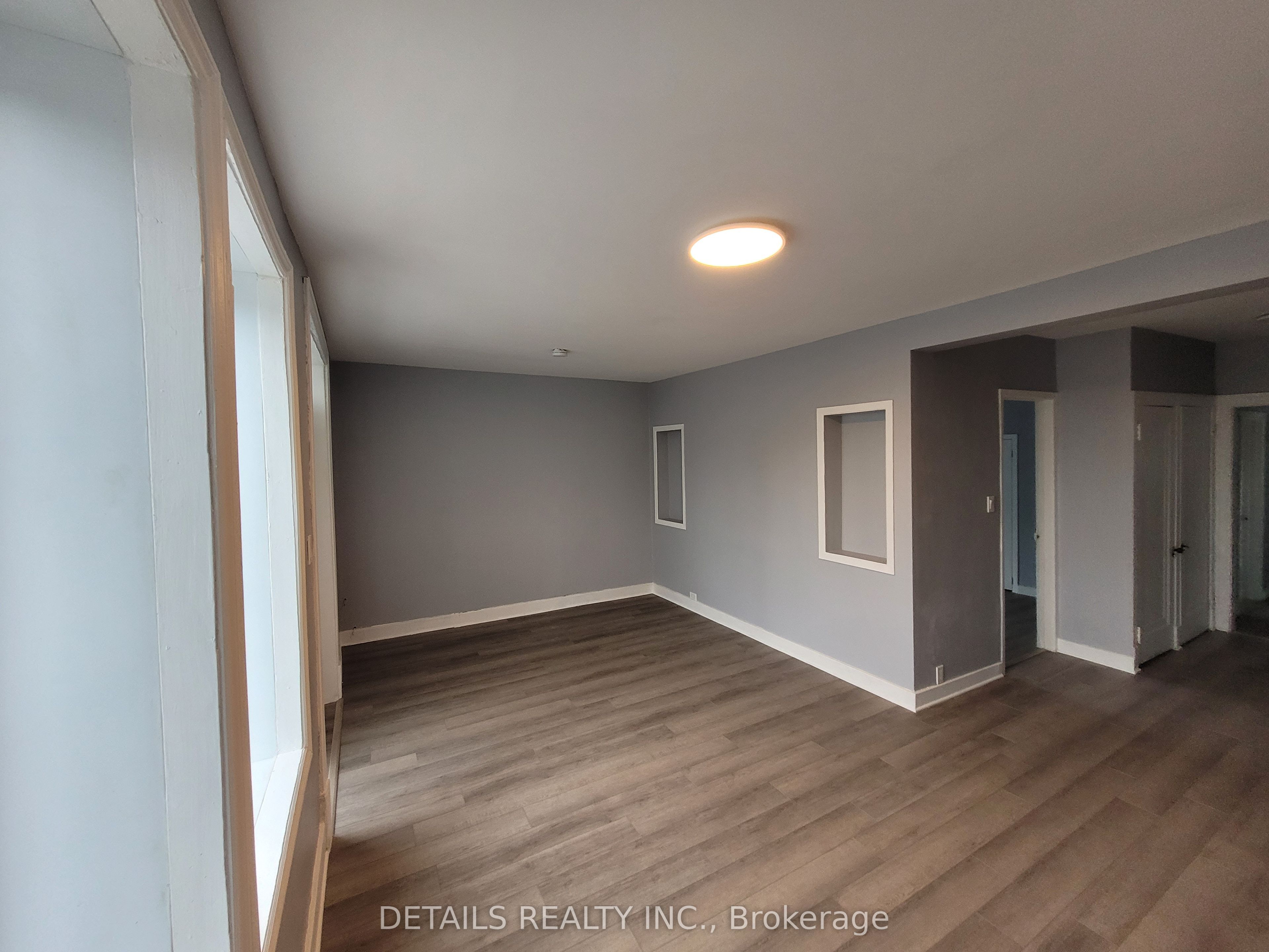 4559 Ste Catherine Street Property Photo 15