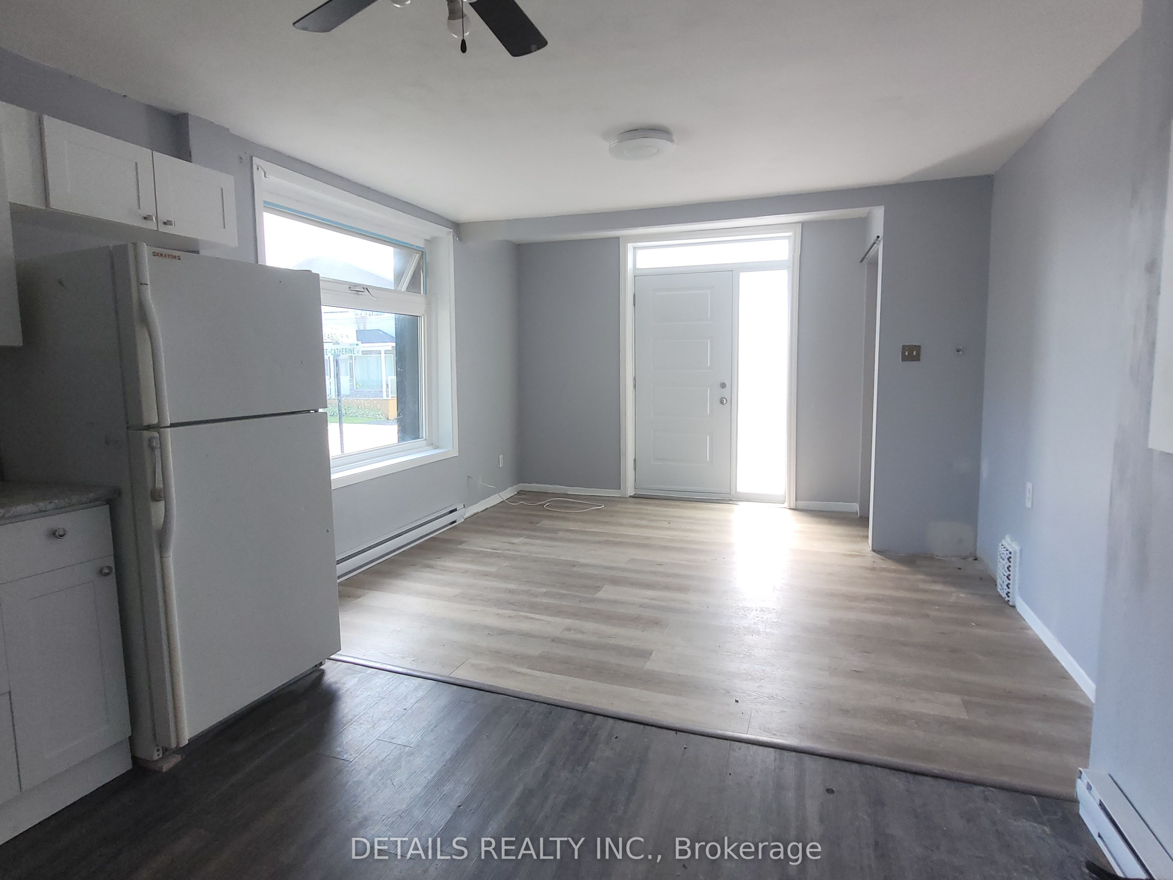 4559 Ste Catherine Street Property Photo 18