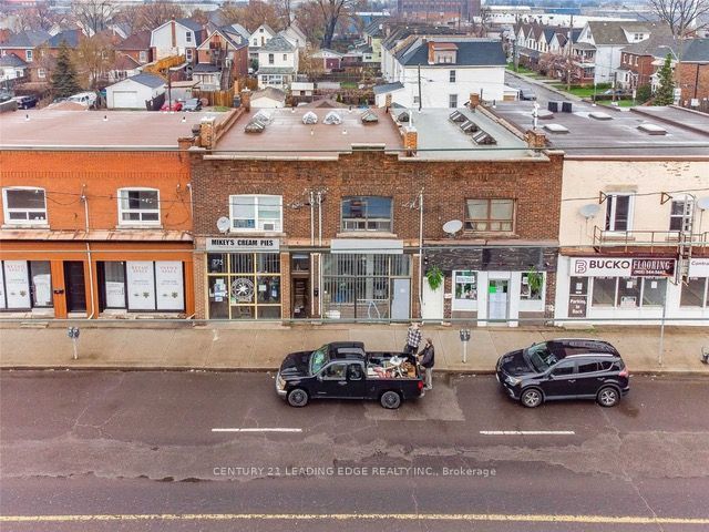 775 Barton Street E Property Photo 1