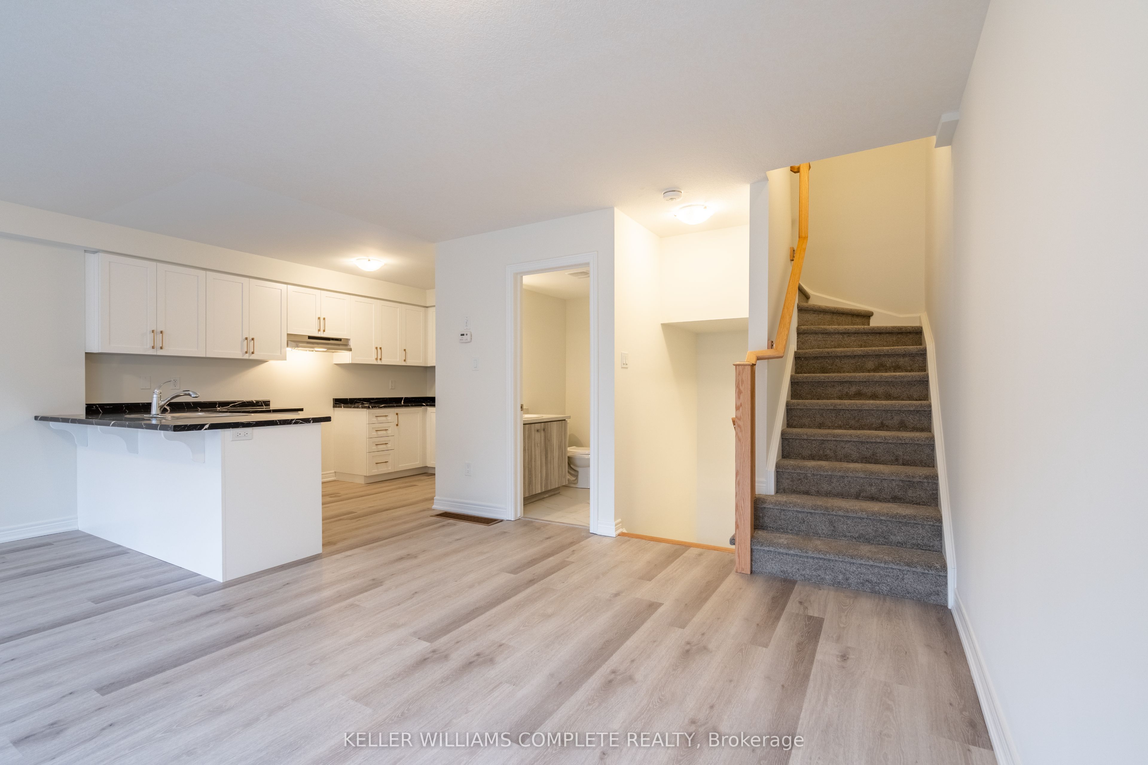 23 Dryden Lane Property Photo 11